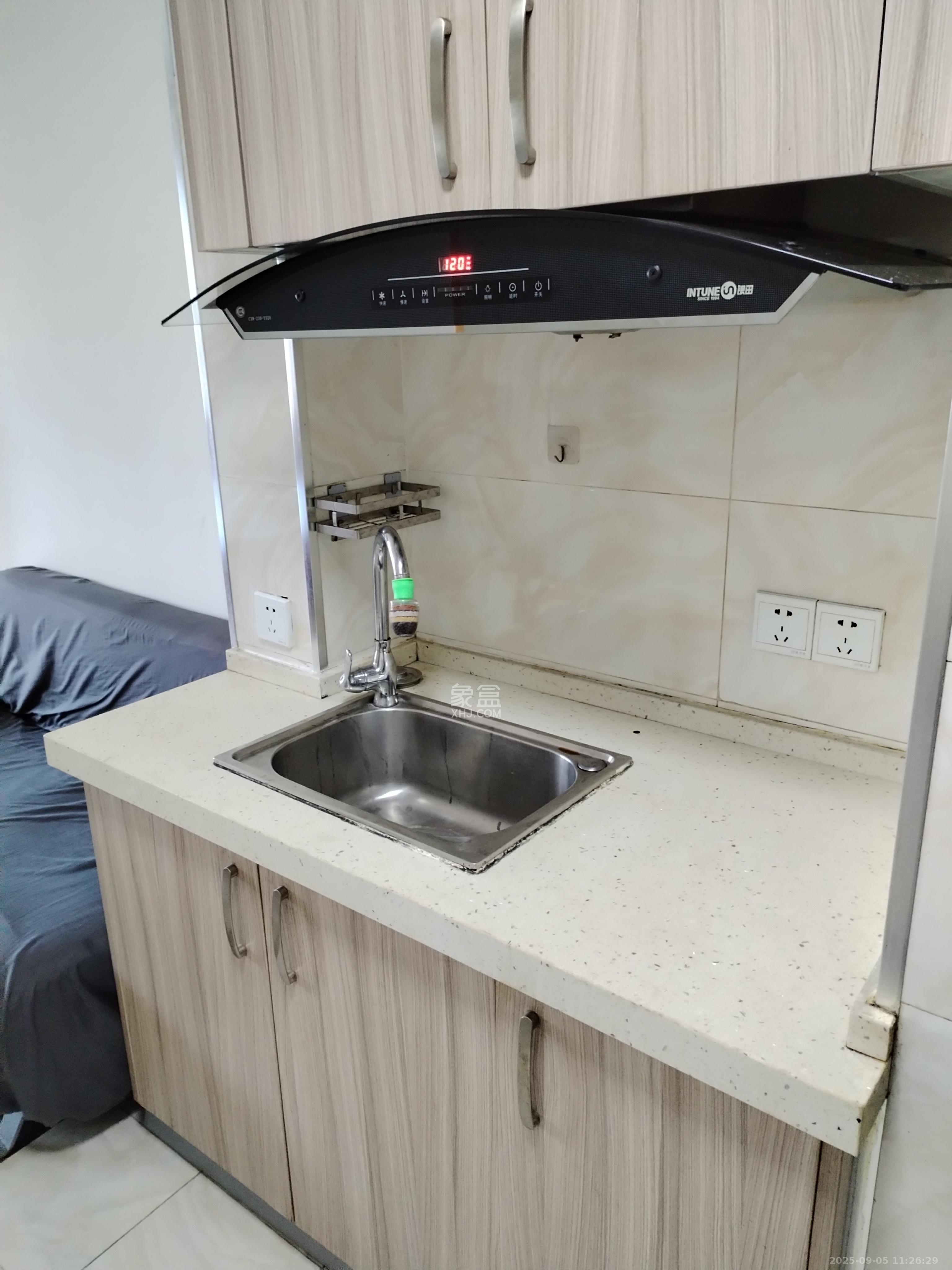 钰龙天下二期(钰龙佳园) 1室1厅1卫 1100.00元/月 钰龙天下二期(钰龙佳园) 1室1厅1卫 1100.00元/月室内图