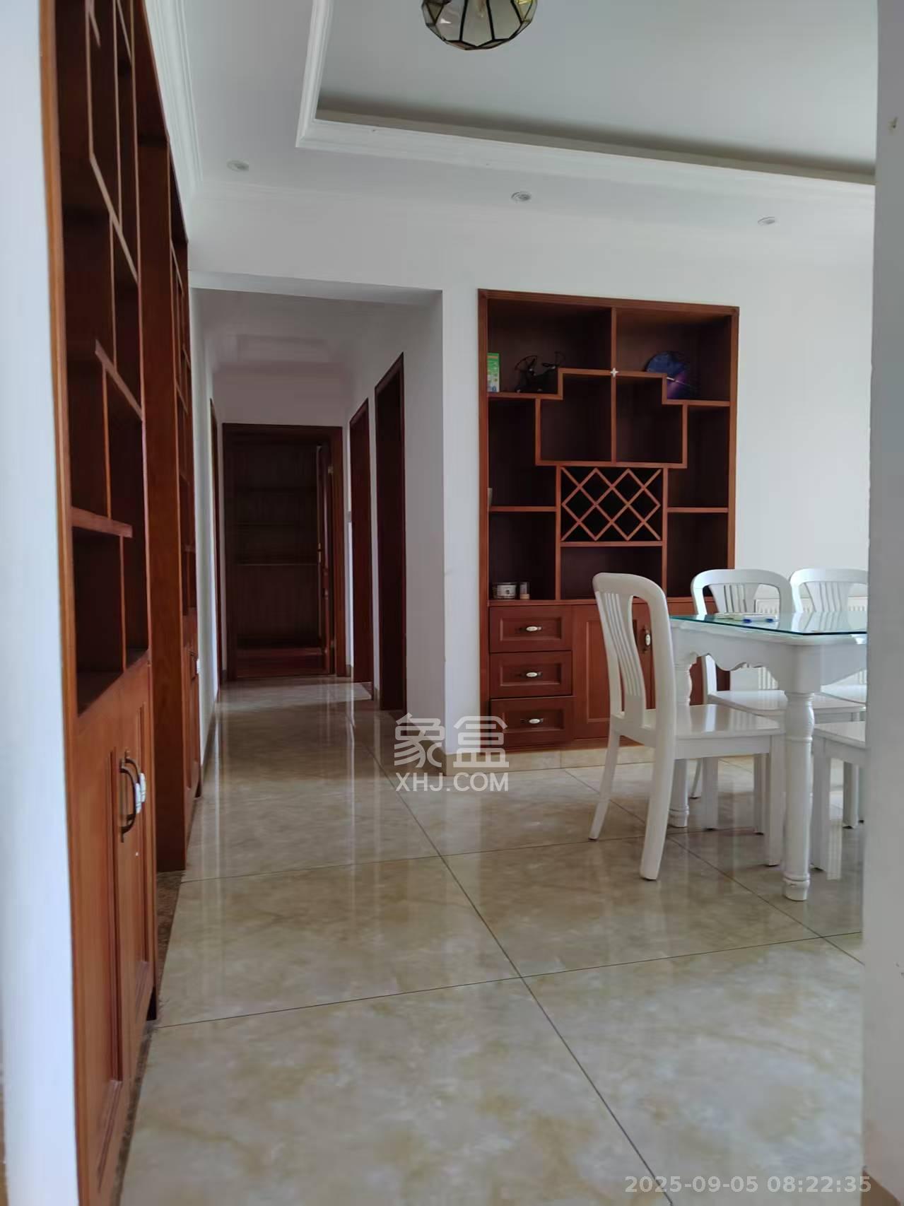 嘉华城(一期) 4室2厅1卫 3000.0元/月 嘉华城(一期) 4室2厅1卫 3000.0元/月室内图