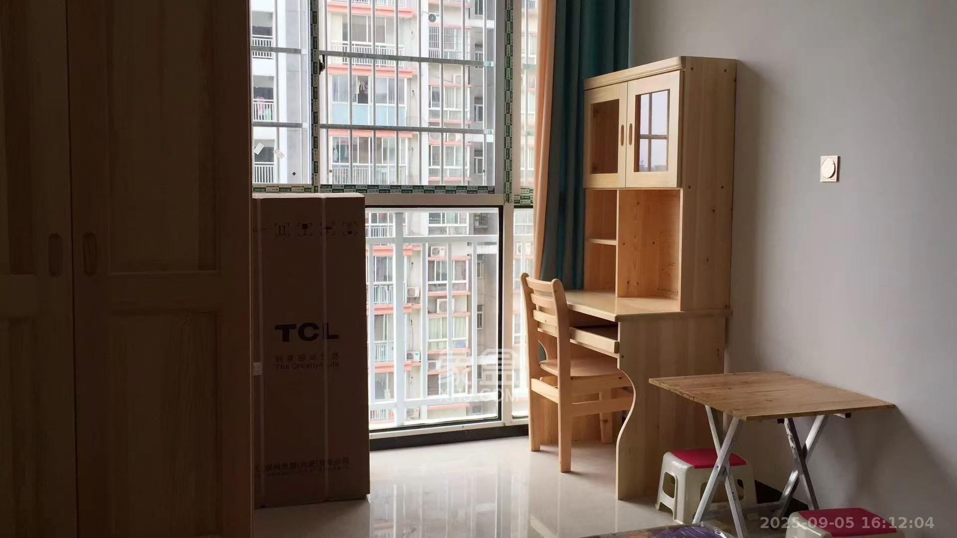 景江雅苑  1室2厅2卫    1400.0元/月室内图