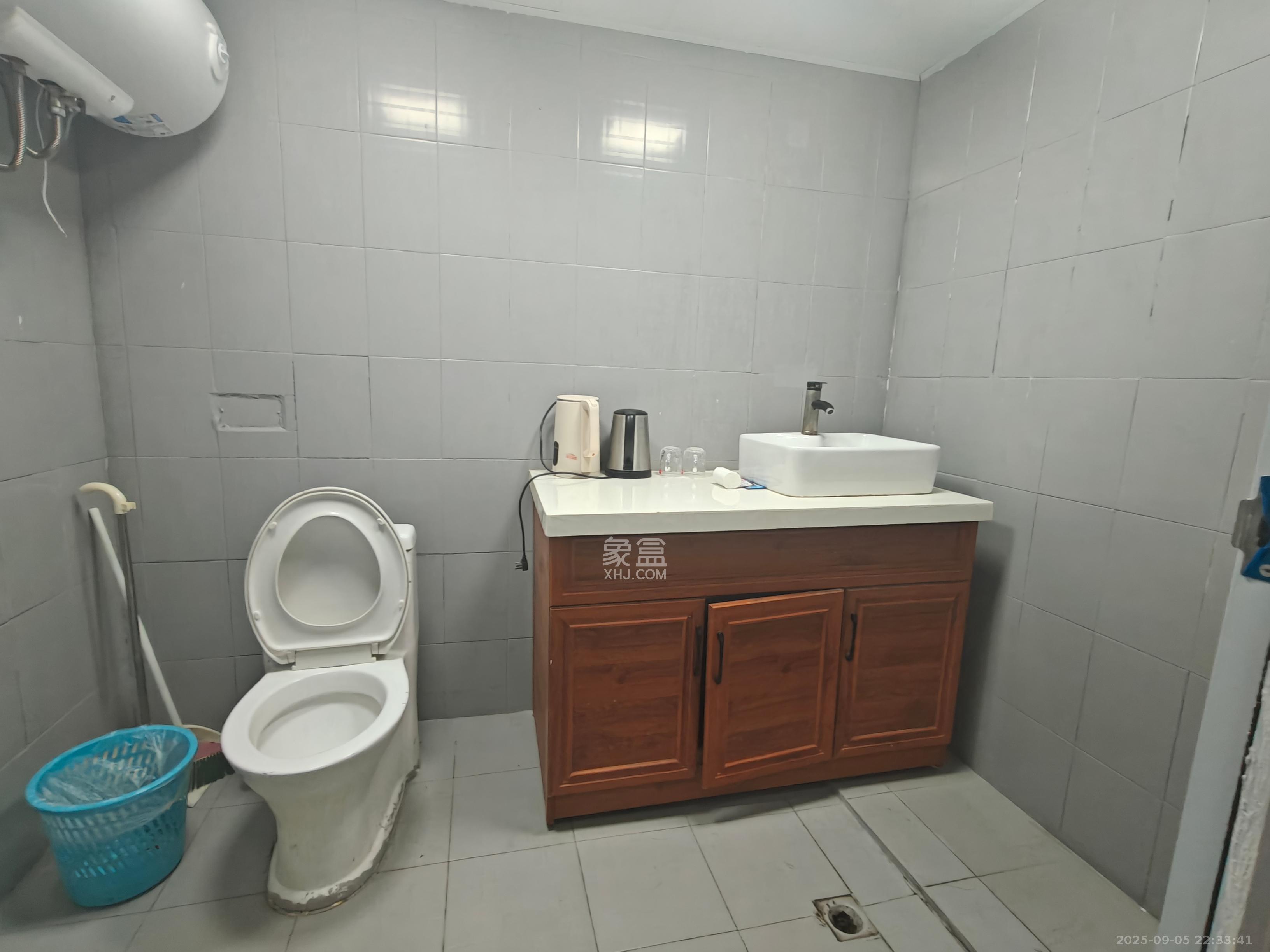 锦华时代 1室1厅1卫 1500.0元/月 锦华时代 1室1厅1卫 1500.0元/月室内图