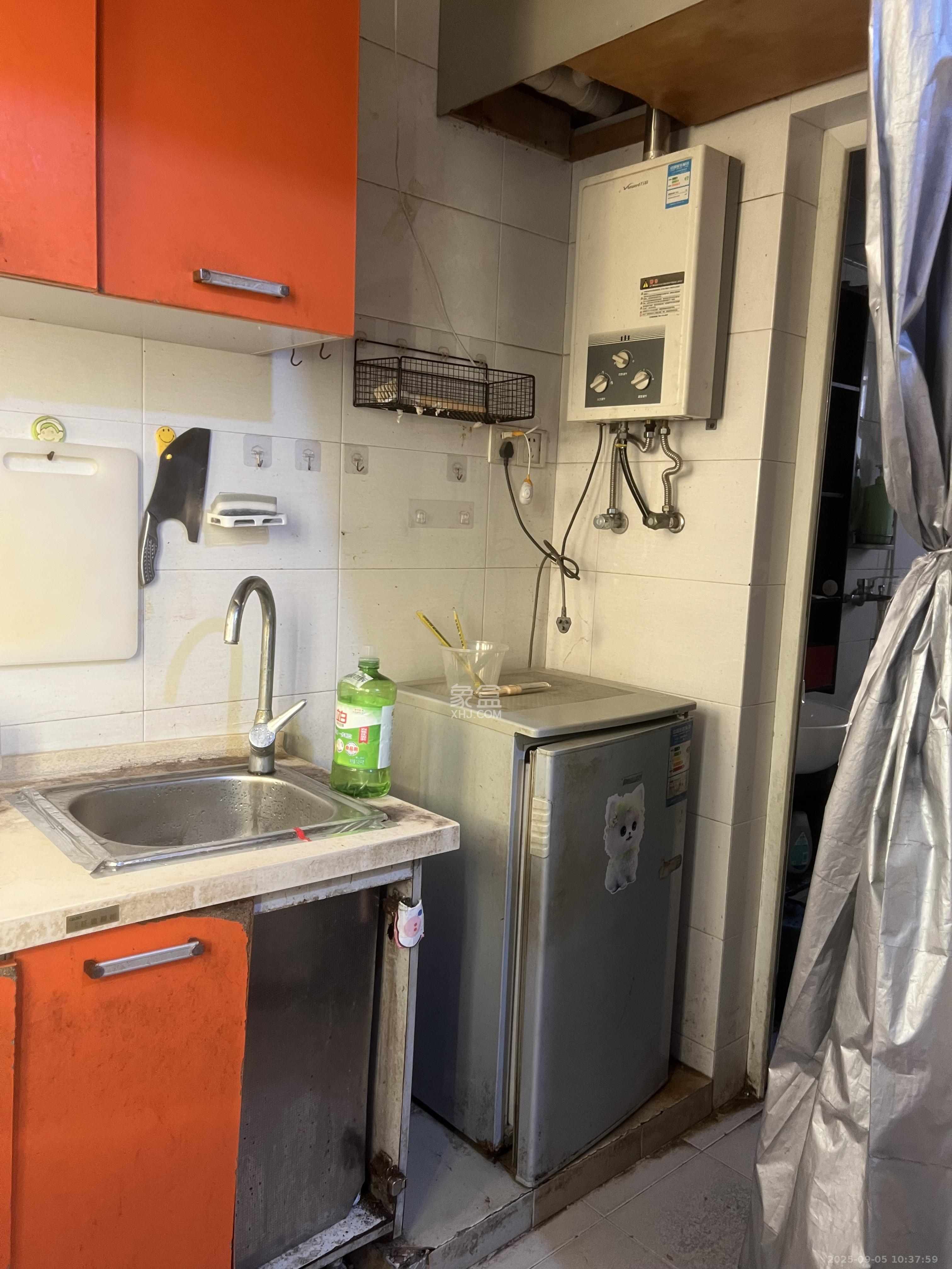 御景龙城 1室1厅1卫 900.0元/月 御景龙城 1室1厅1卫 900.0元/月室内图