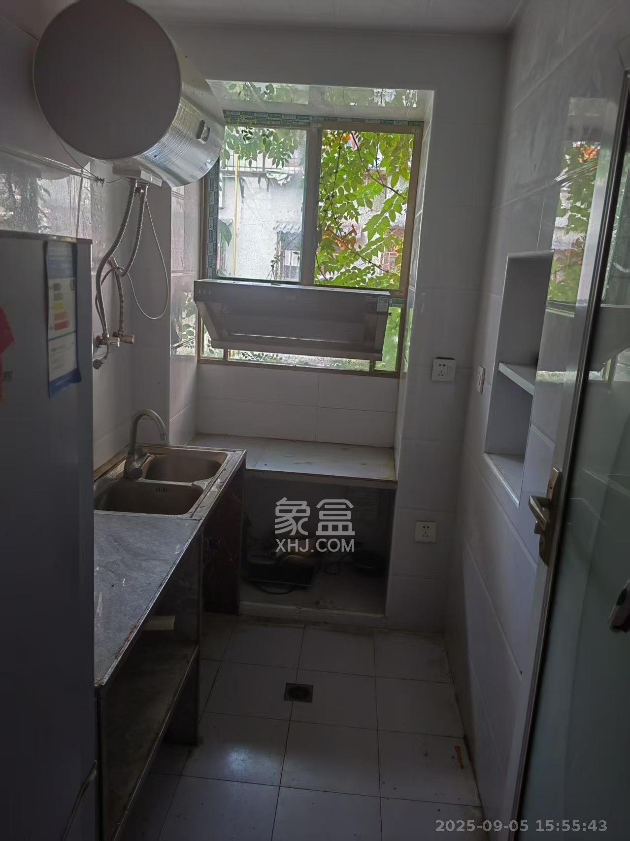 丰盈里散盘（丰盈里、丰盈西里）  3室1厅1卫    1500.0元/月室内图