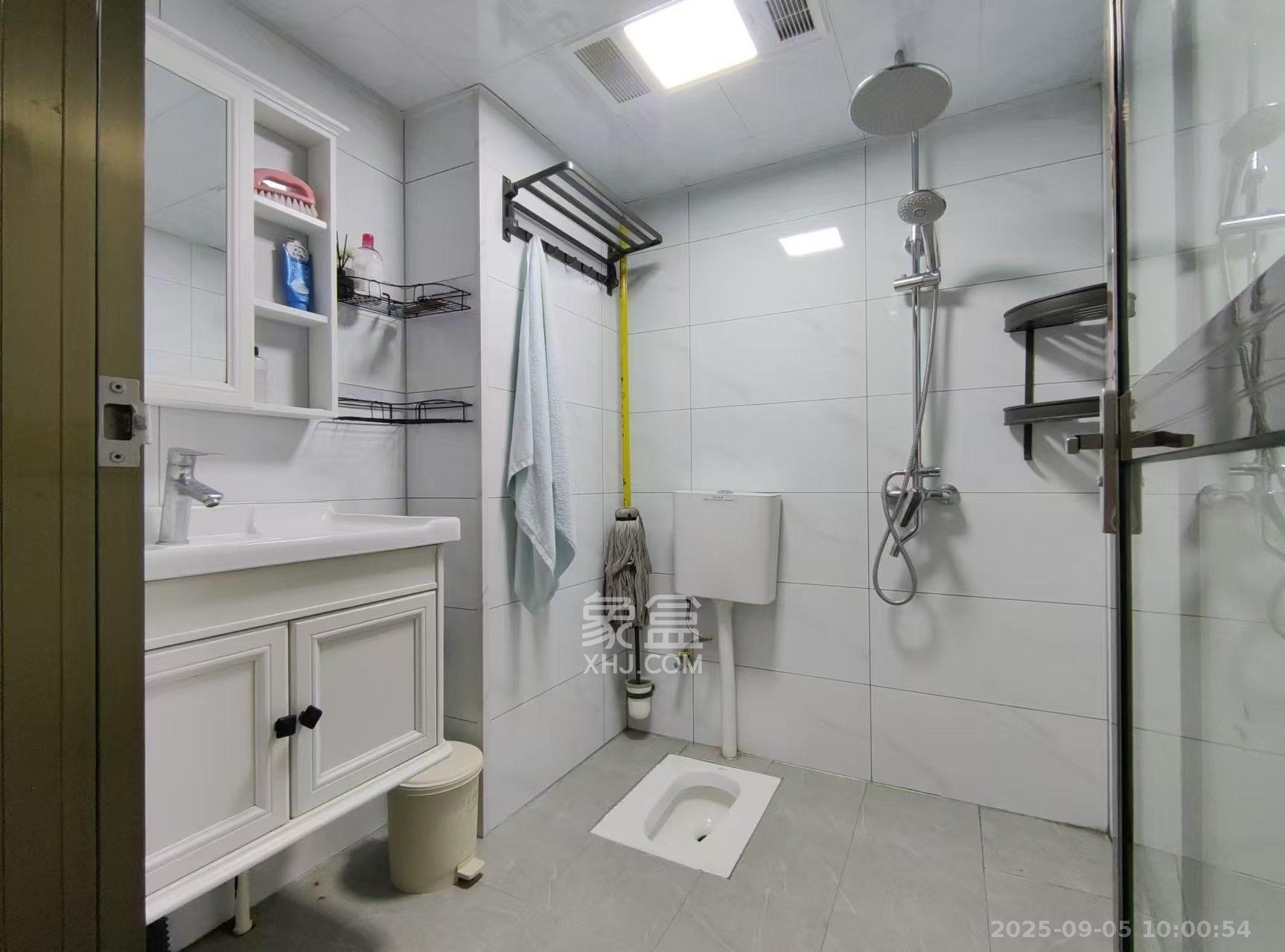 鹏程府 1室1厅1卫 1800.0元/月 鹏程府 1室1厅1卫 1800.0元/月室内图