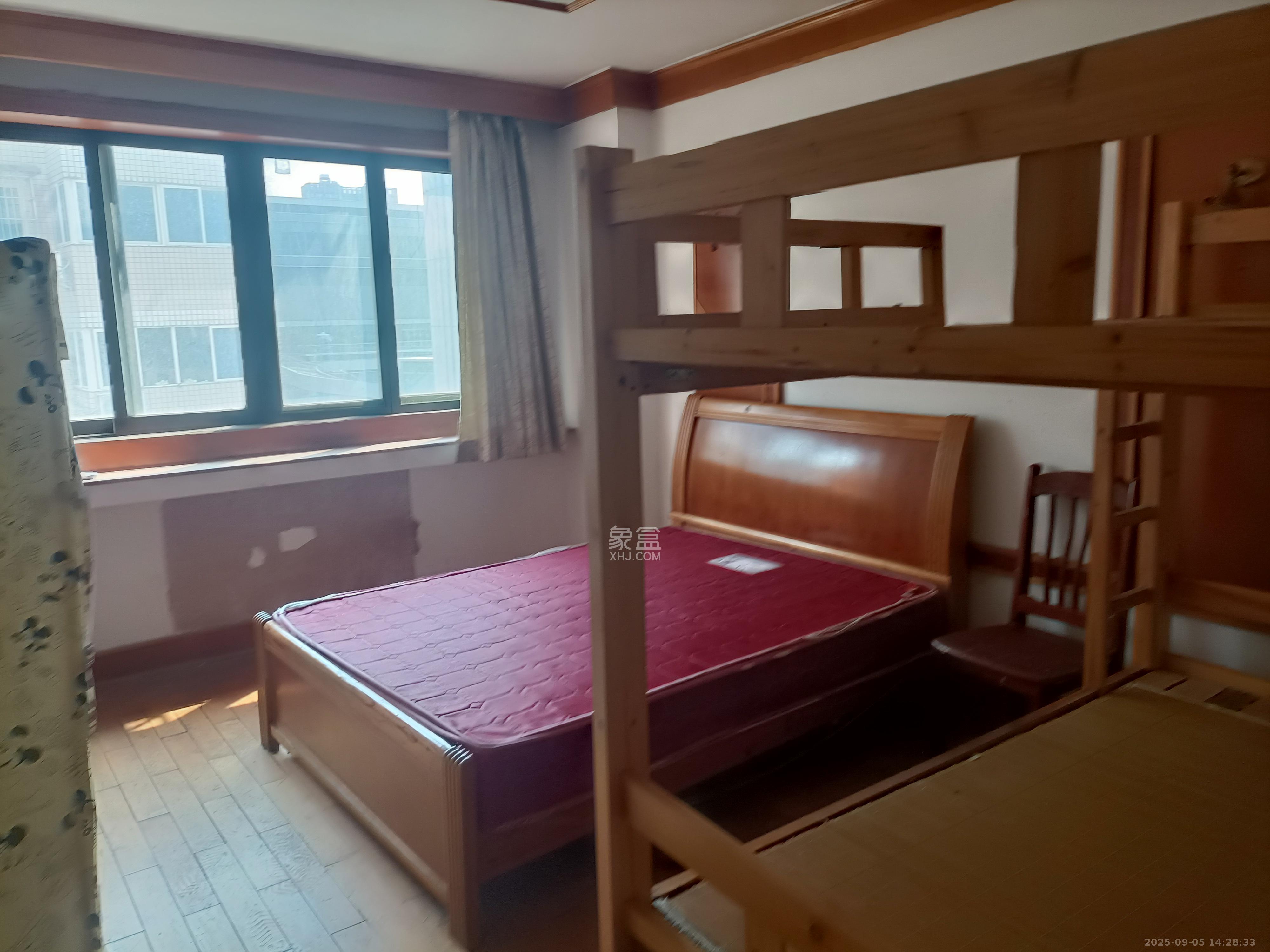 新世界百货(湖南供销大厦)  2室1厅1卫    2500.0元/月 新世界百货(湖南供销大厦)  2室1厅1卫    2500.0元/月室内图