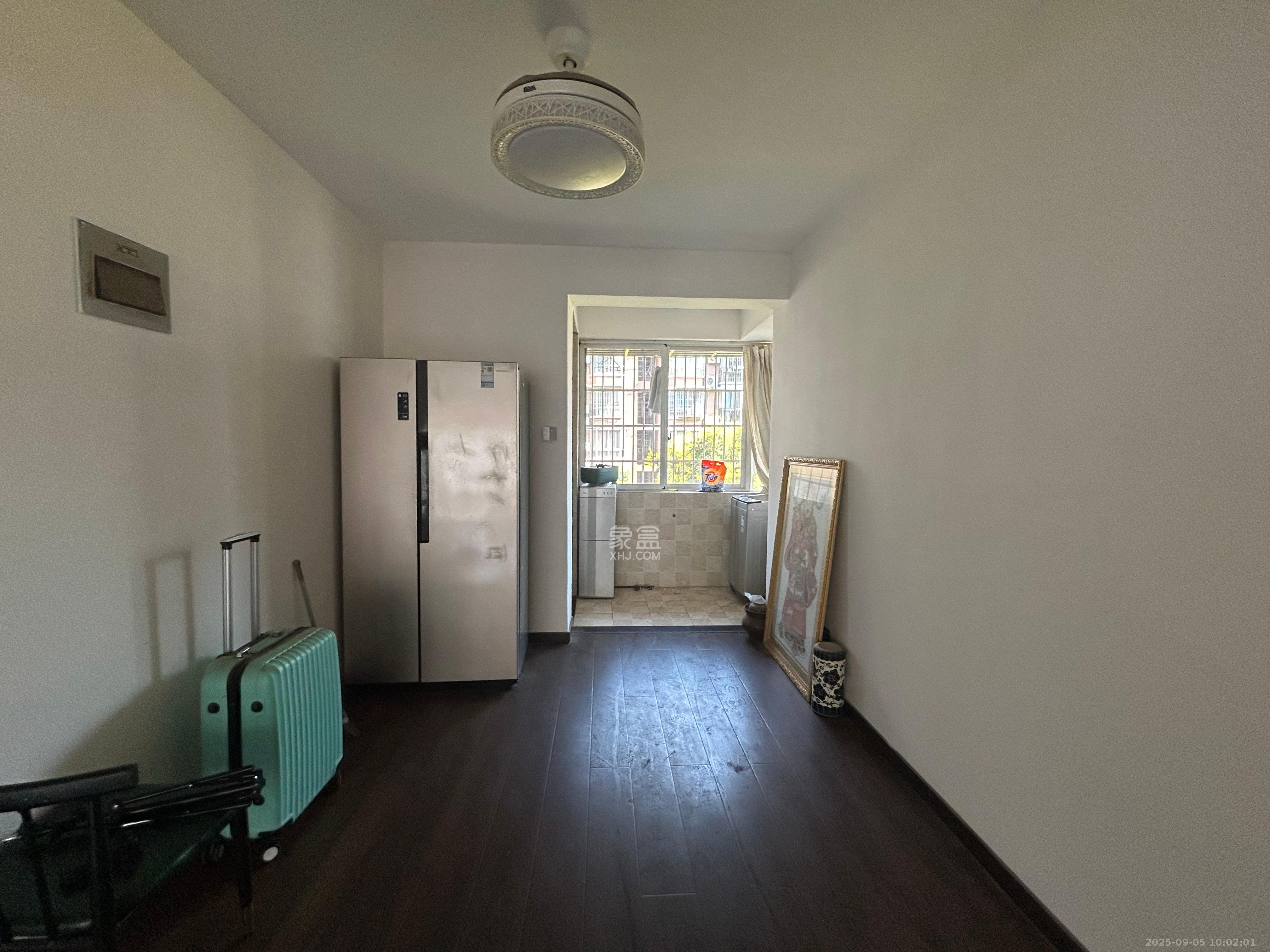 福乐康城 3室2厅1卫 2600.0元/月 福乐康城 3室2厅1卫 2600.0元/月室内图