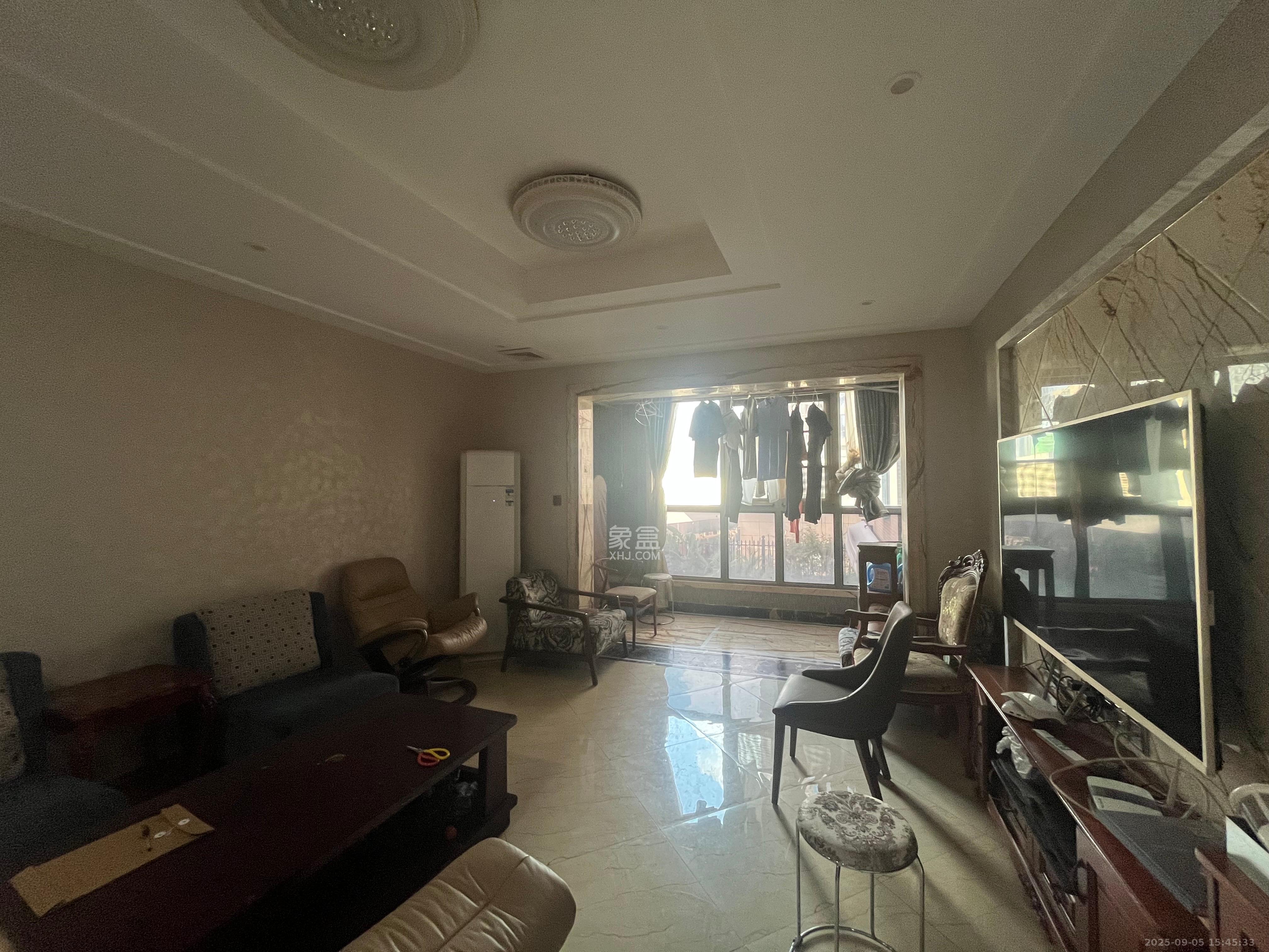 富兴嘉城(富兴汇中央)  4室2厅2卫    3000.0元/月 富兴嘉城(富兴汇中央)  4室2厅2卫    3000.0元/月室内图