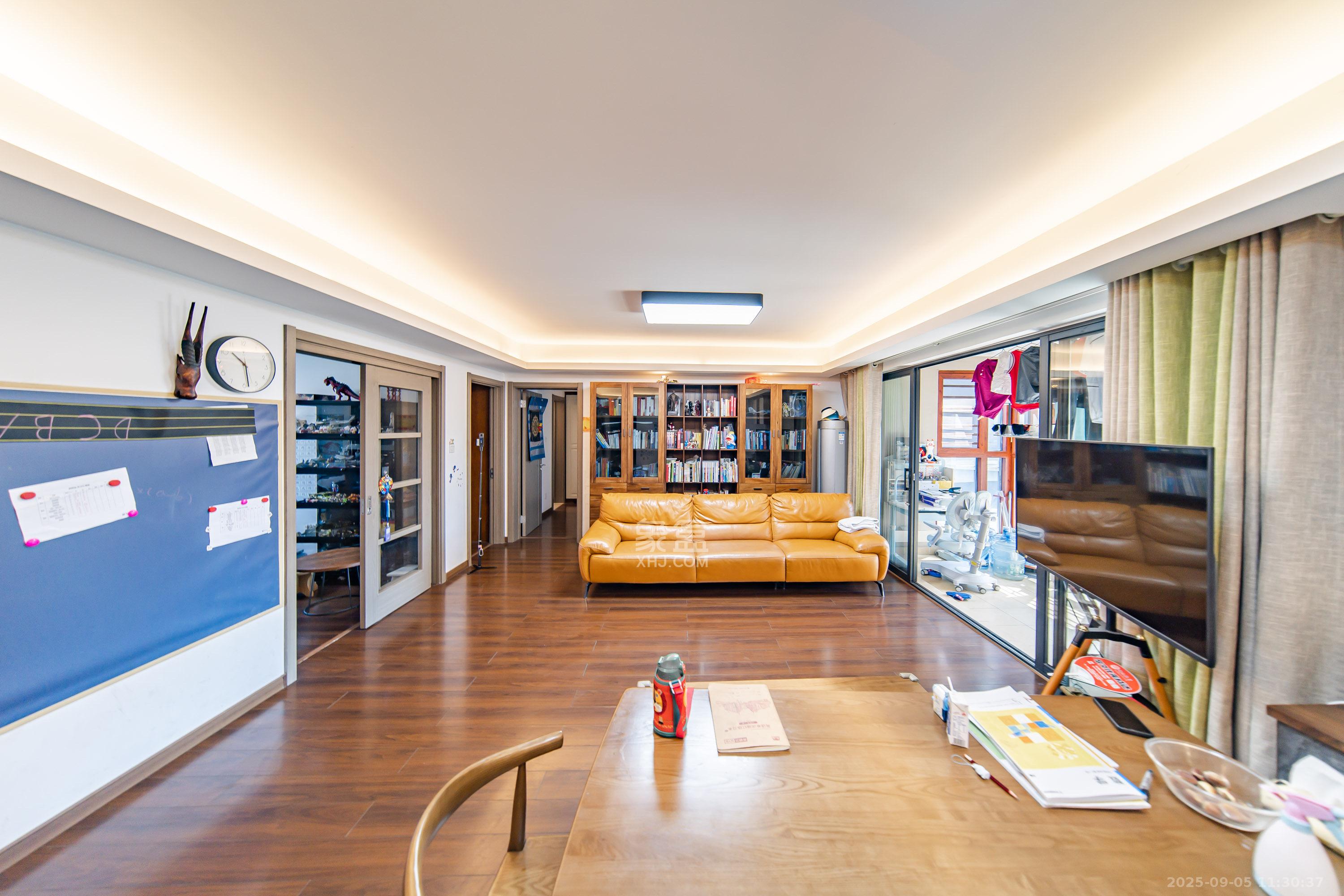 万科金域缇香  1室0厅0卫    4200.0元/月 万科金域缇香  1室0厅0卫    4200.0元/月室内图