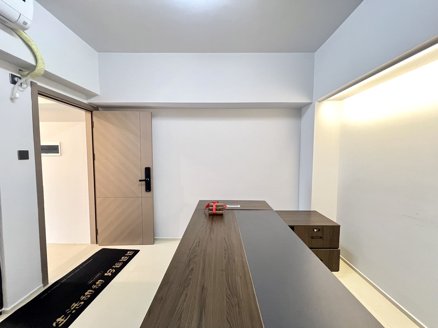 龙湖光年  2室2厅2卫   3500.00元/月室内图