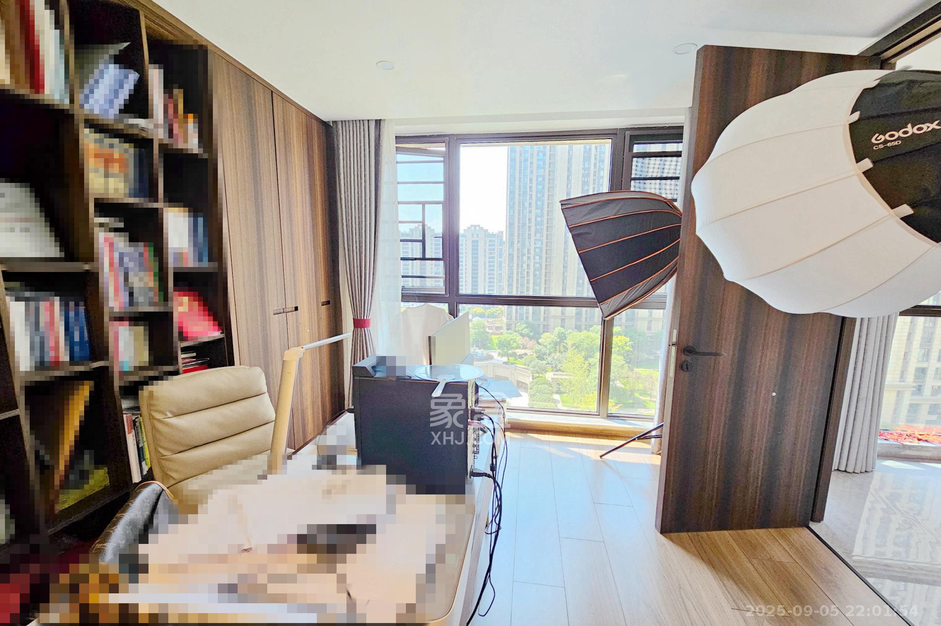 明昇壹城(明昇时代广场)二期  5室2厅3卫    438.0万 明昇壹城(明昇时代广场)二期  5室2厅3卫    438.0万其他