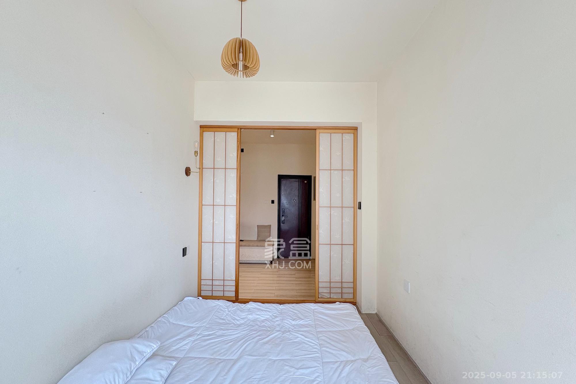 新青年公寓 2室1厅1卫 63.0万 新青年公寓 2室1厅1卫 63.0万卧室