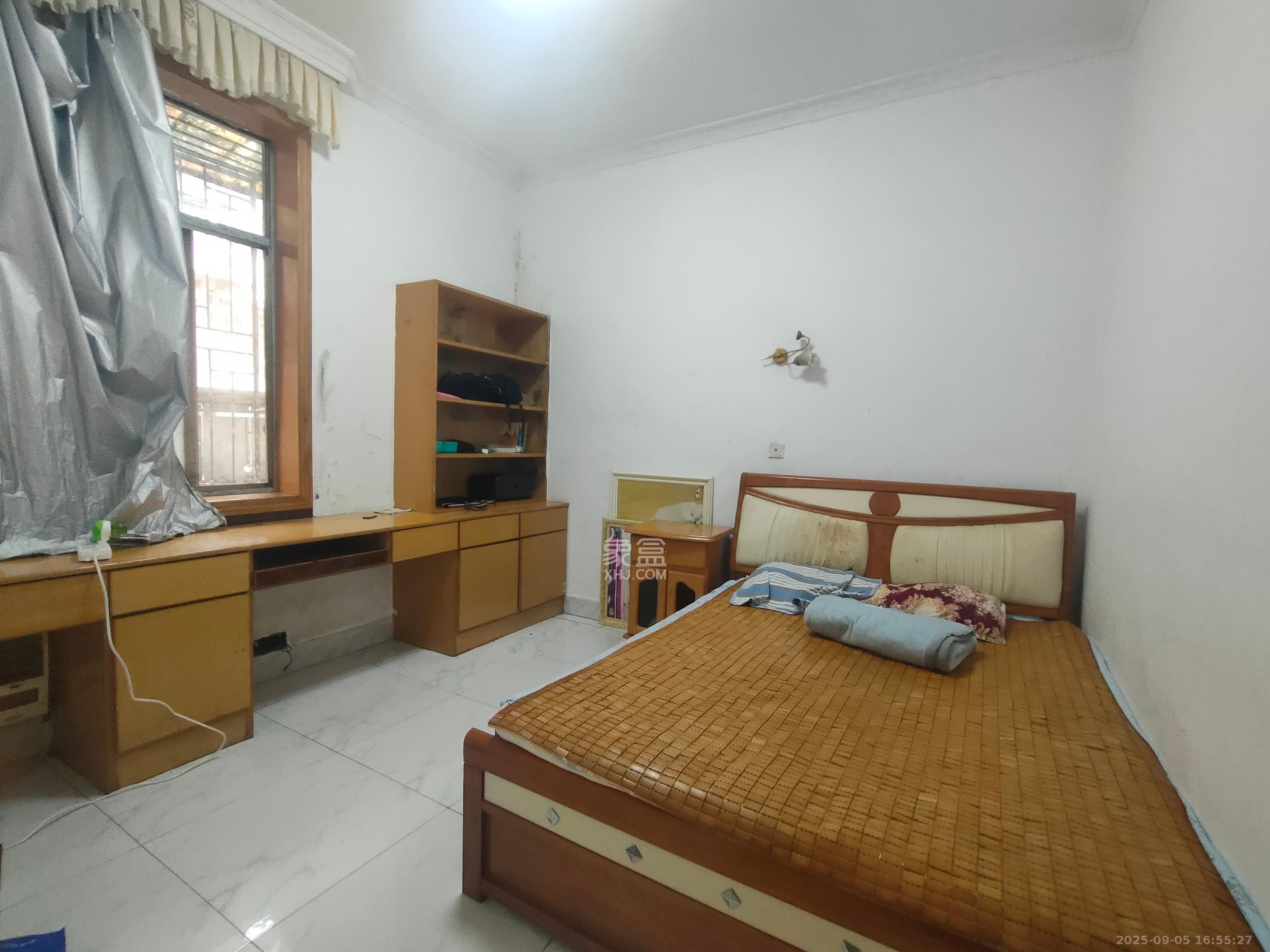 湘农桥社区 3室1厅1卫 2200.0元/月 湘农桥社区 3室1厅1卫 2200.0元/月室内图