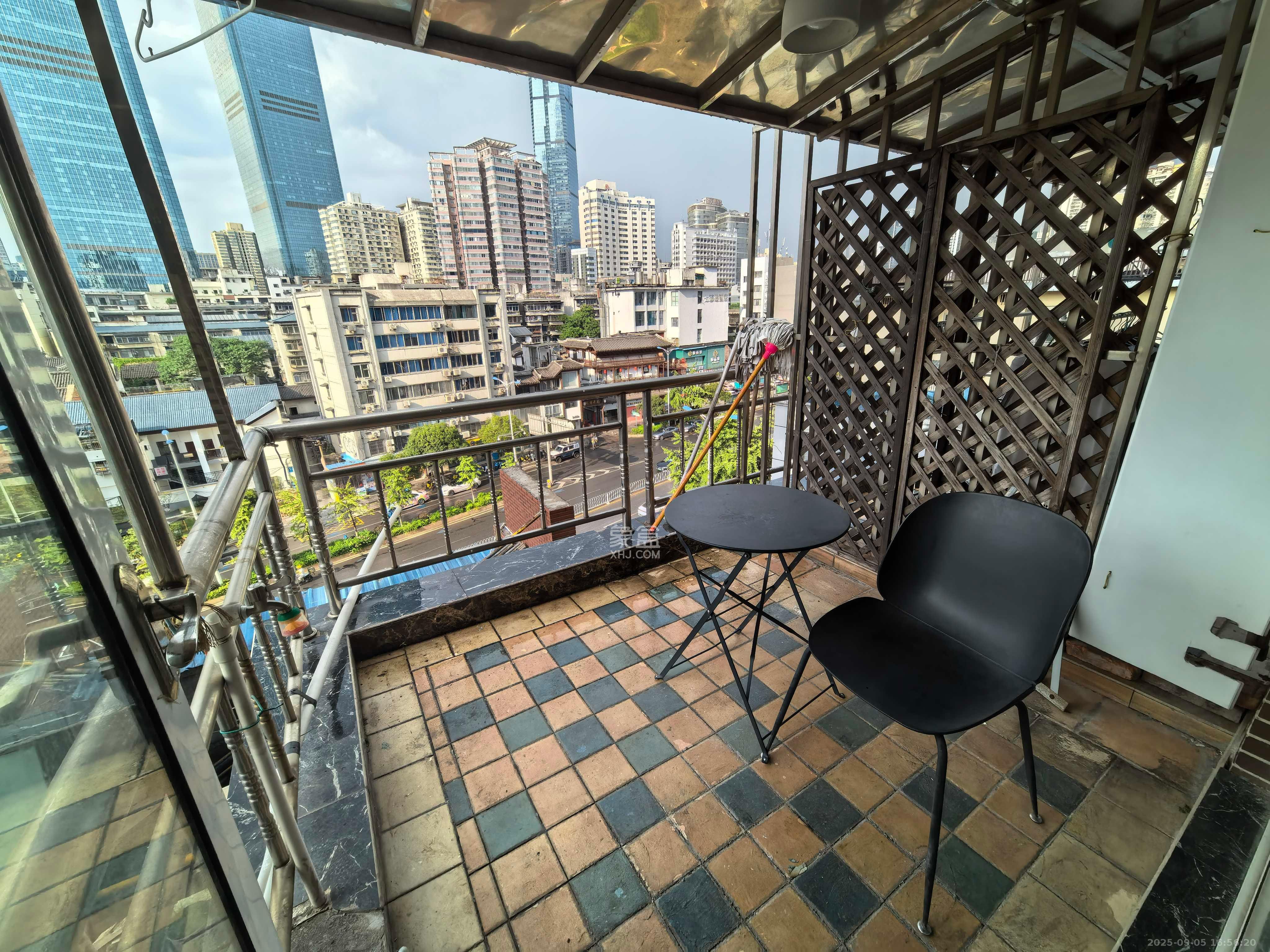 新青年公寓 1室1厅1卫 2500.0元/月 新青年公寓 1室1厅1卫 2500.0元/月室内图