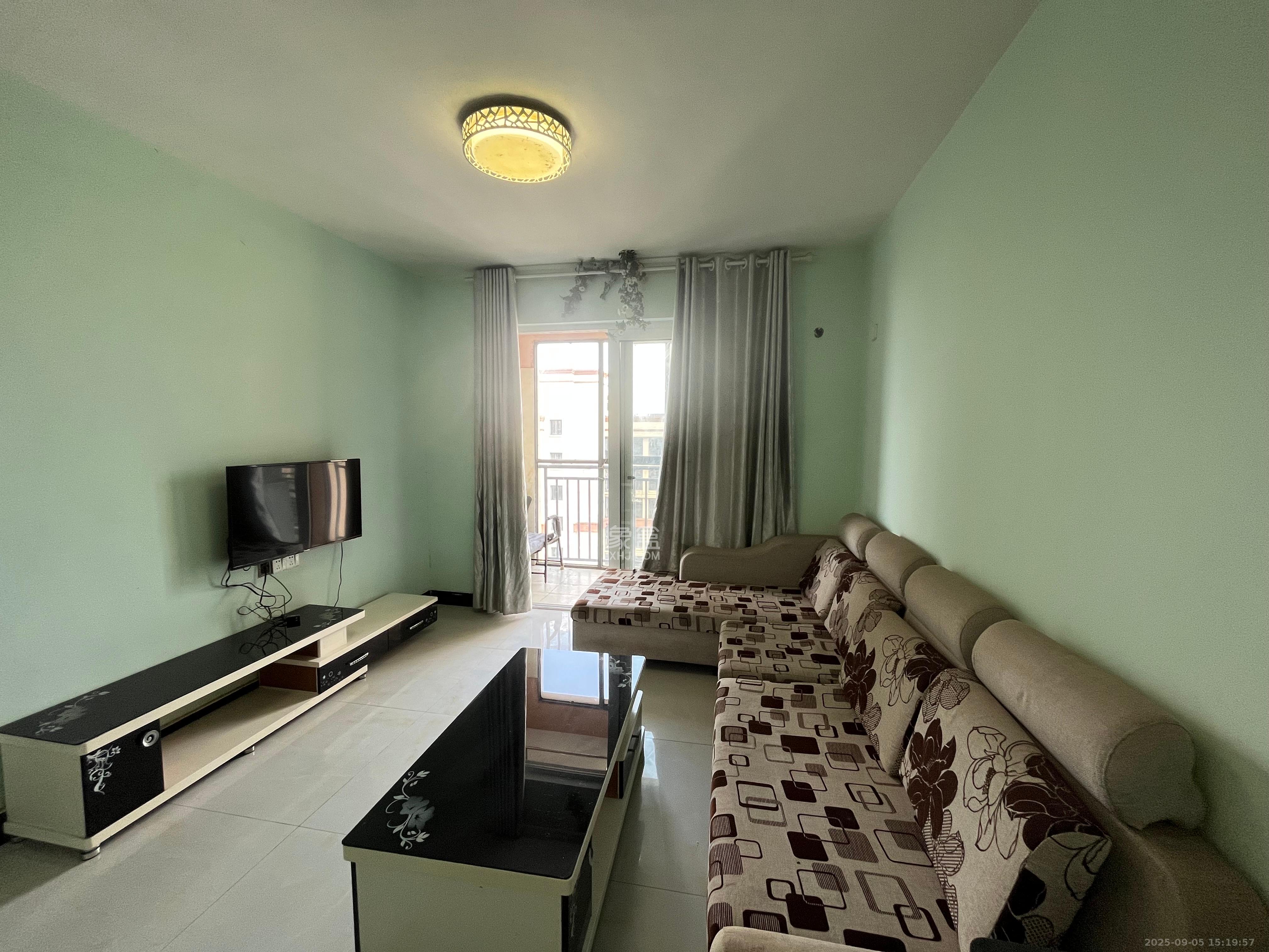 蓝光幸福满庭 3室2厅1卫 1800.0元/月 蓝光幸福满庭 3室2厅1卫 1800.0元/月室内图