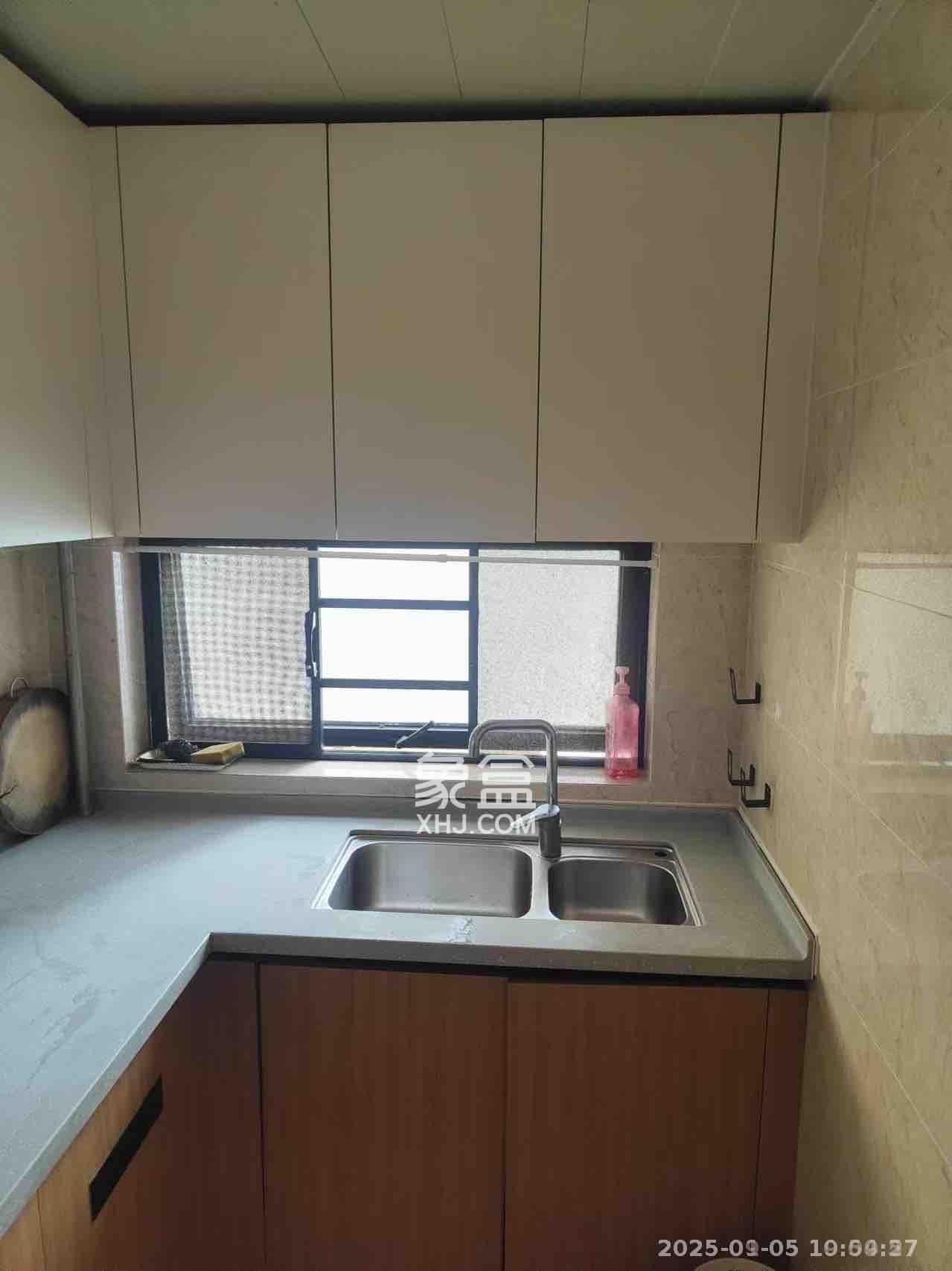 万科魅力之城  1室0厅0卫    2400.0元/月室内图