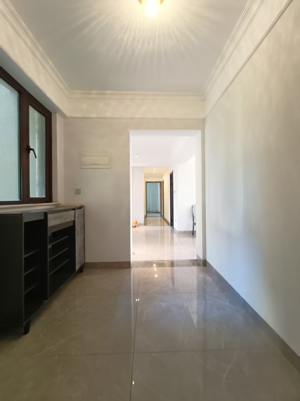 滨海豪庭 3室2厅2卫 5300.0元/月 滨海豪庭 3室2厅2卫 5300.0元/月室内图