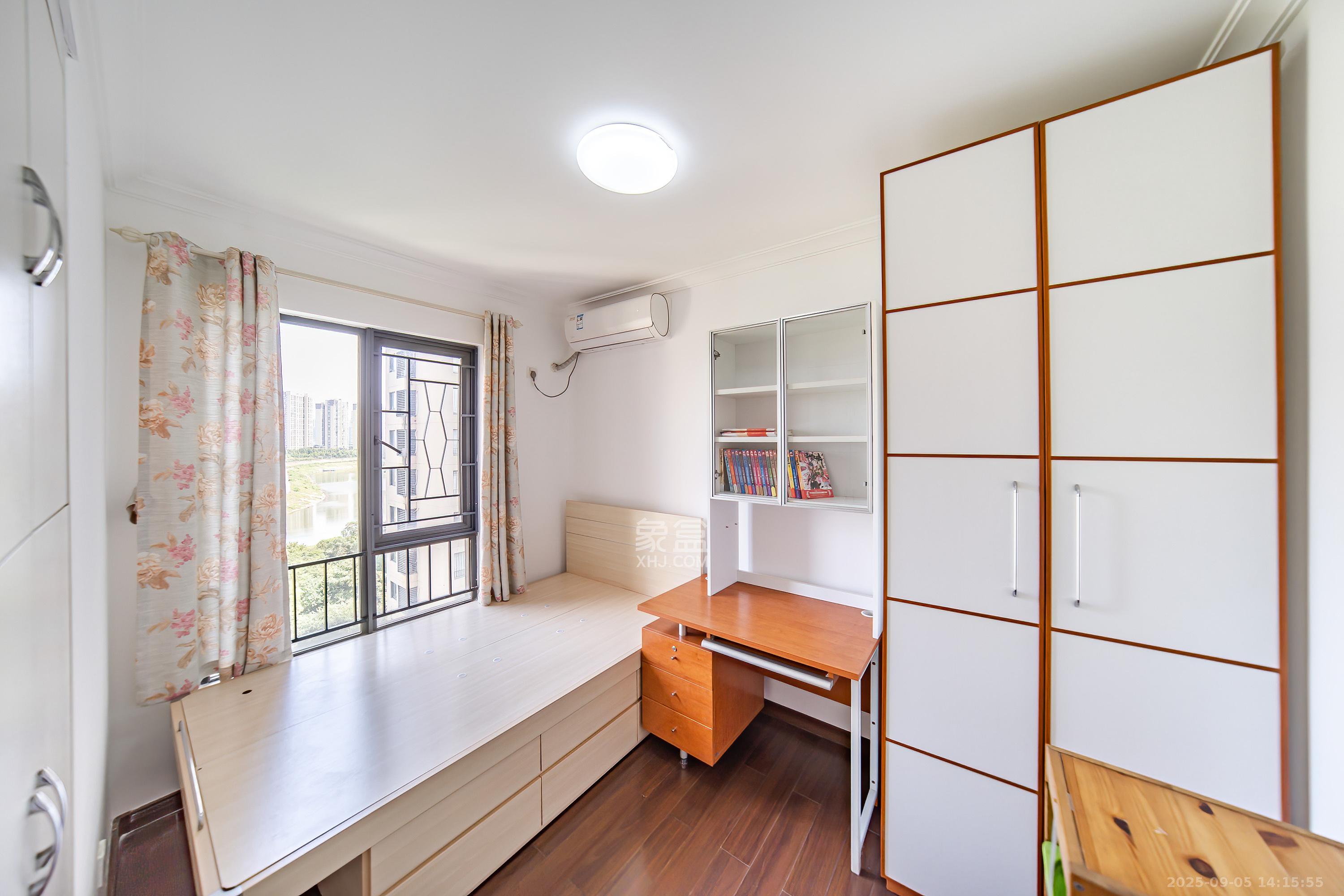 万科白鹭郡 3室2厅1卫 105.0万 万科白鹭郡 3室2厅1卫 105.0万卧室