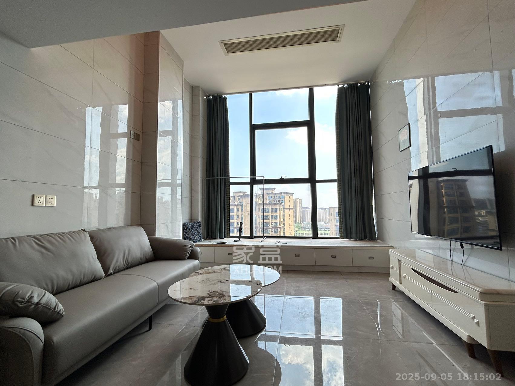 裕天国际商汇中心 1室1厅1卫 1500.0元/月 裕天国际商汇中心 1室1厅1卫 1500.0元/月室内图