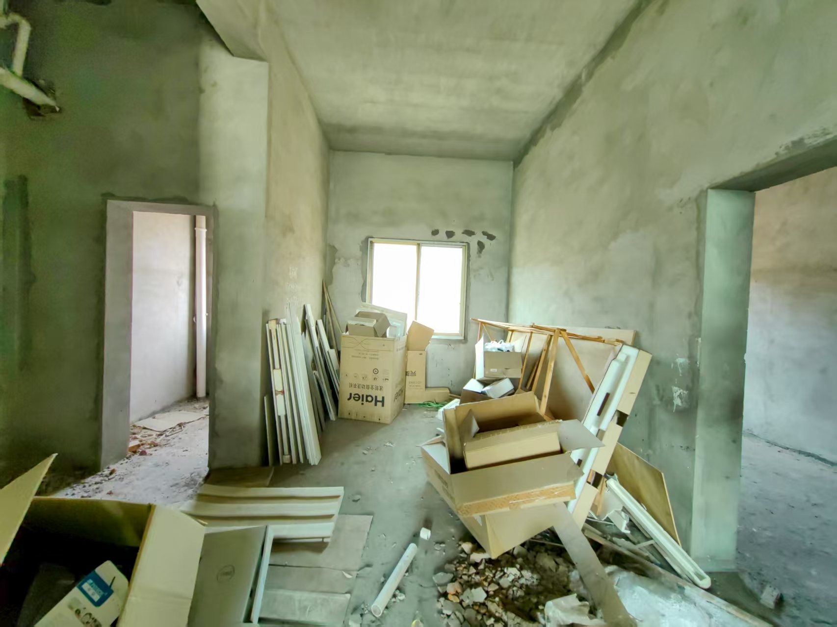 资江新城 8室4厅4卫 56.8万 资江新城 8室4厅4卫 56.8万客厅