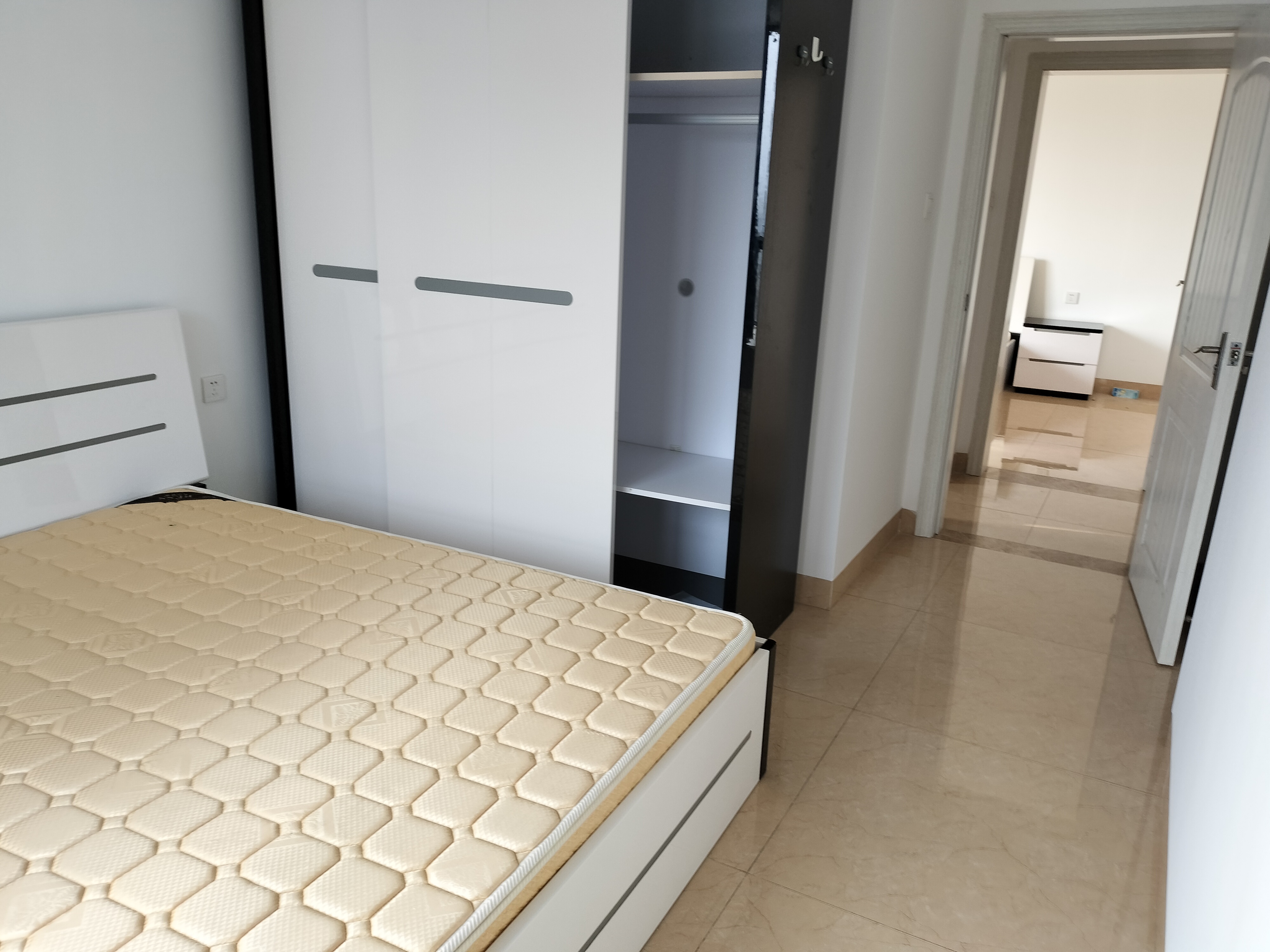 盛达景都三期  2室1厅1卫    3500.0元/月 盛达景都三期  2室1厅1卫    3500.0元/月室内图