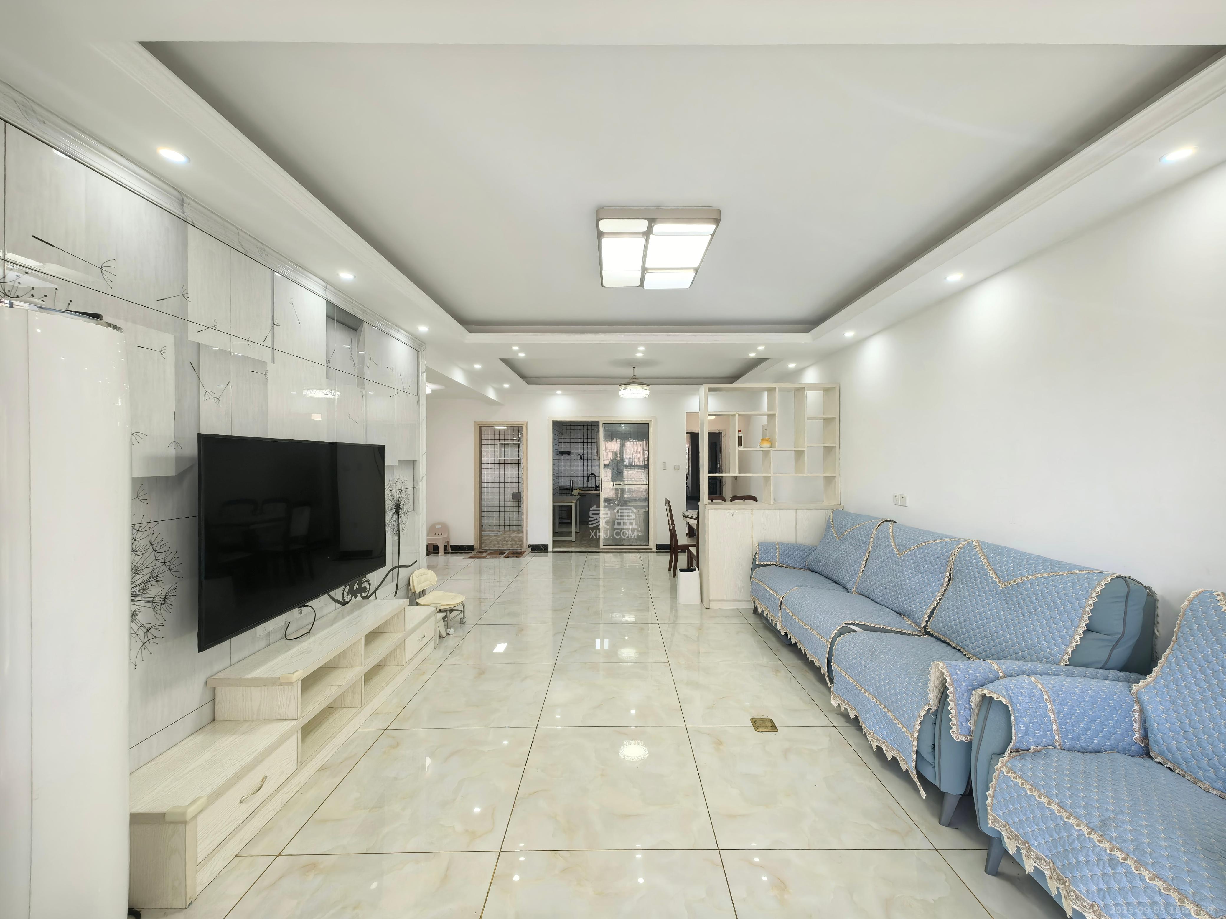 和润园一、二期 3室2厅1卫 2200.0元/月 和润园一、二期 3室2厅1卫 2200.0元/月室内图