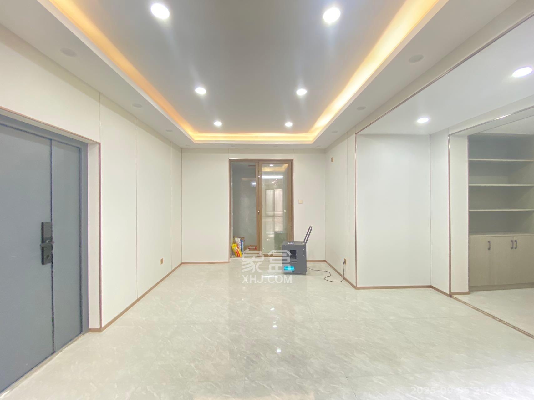 橘郡礼顿山  5室3厅3卫   12888.00元/月室内图1