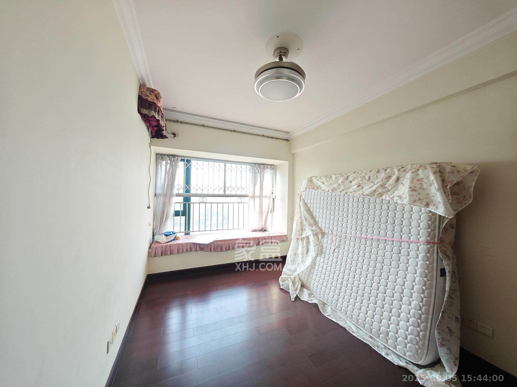 恒大城 3室2厅2卫 2000.0元/月 恒大城 3室2厅2卫 2000.0元/月室内图