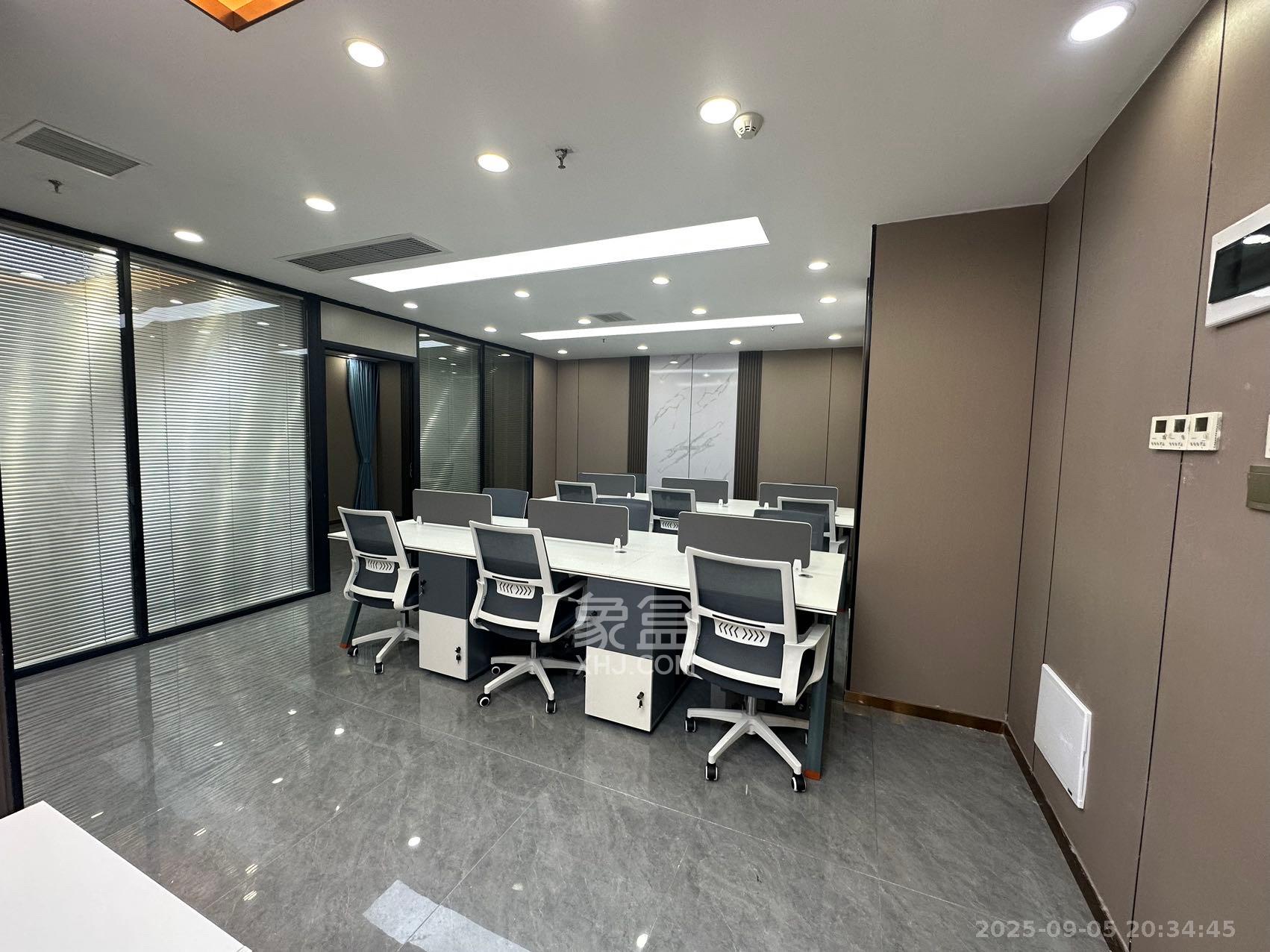 铭诚摩根  4室1厅0卫    8400.0元/月室内图