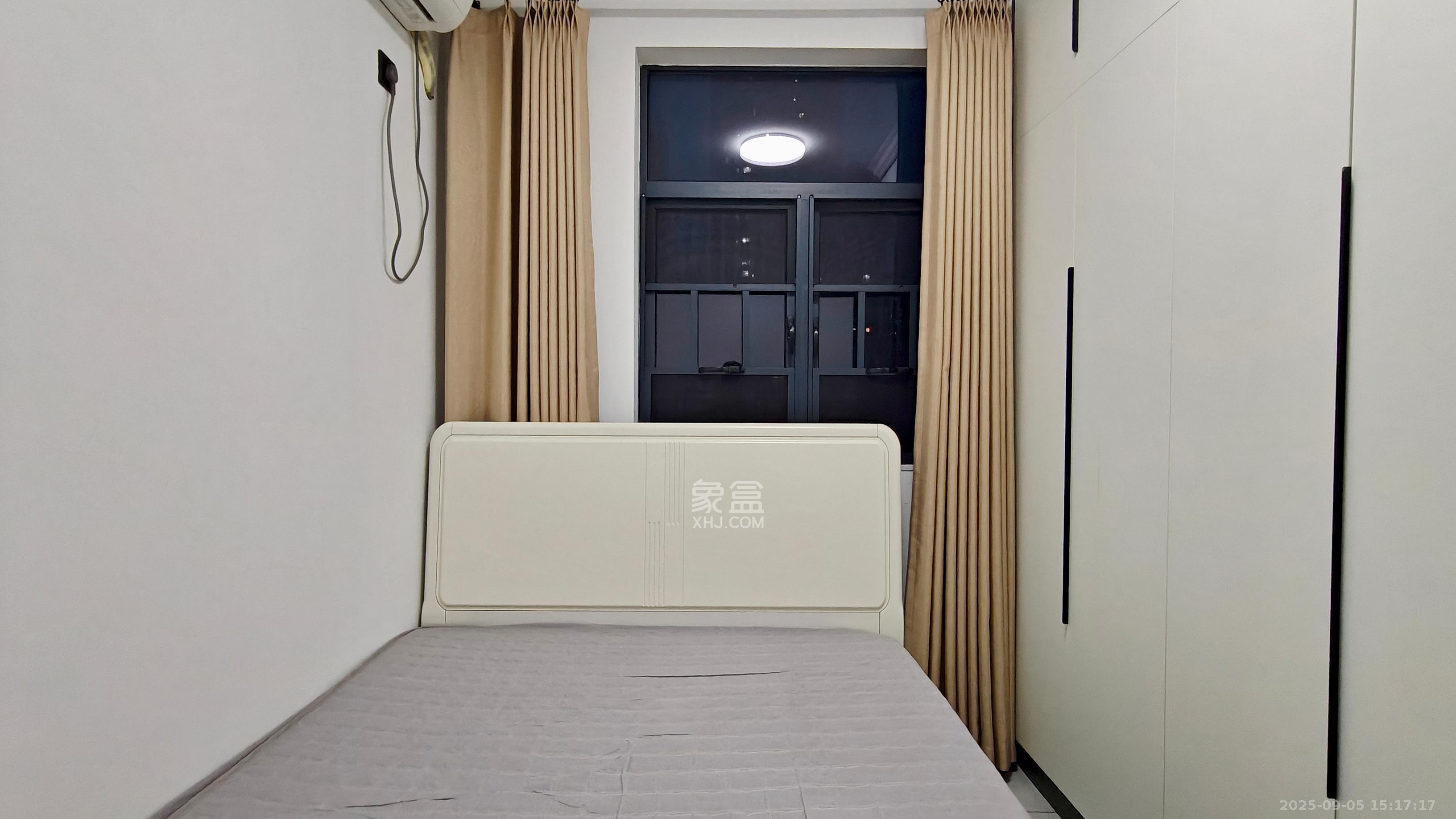 桃花嘉园  2室2厅1卫   1800.00元/月室内图