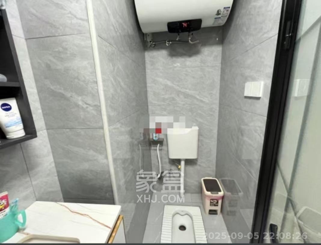 长沙高铁吾悦广场 1室1厅1卫 1450.0元/月 长沙高铁吾悦广场 1室1厅1卫 1450.0元/月室内图