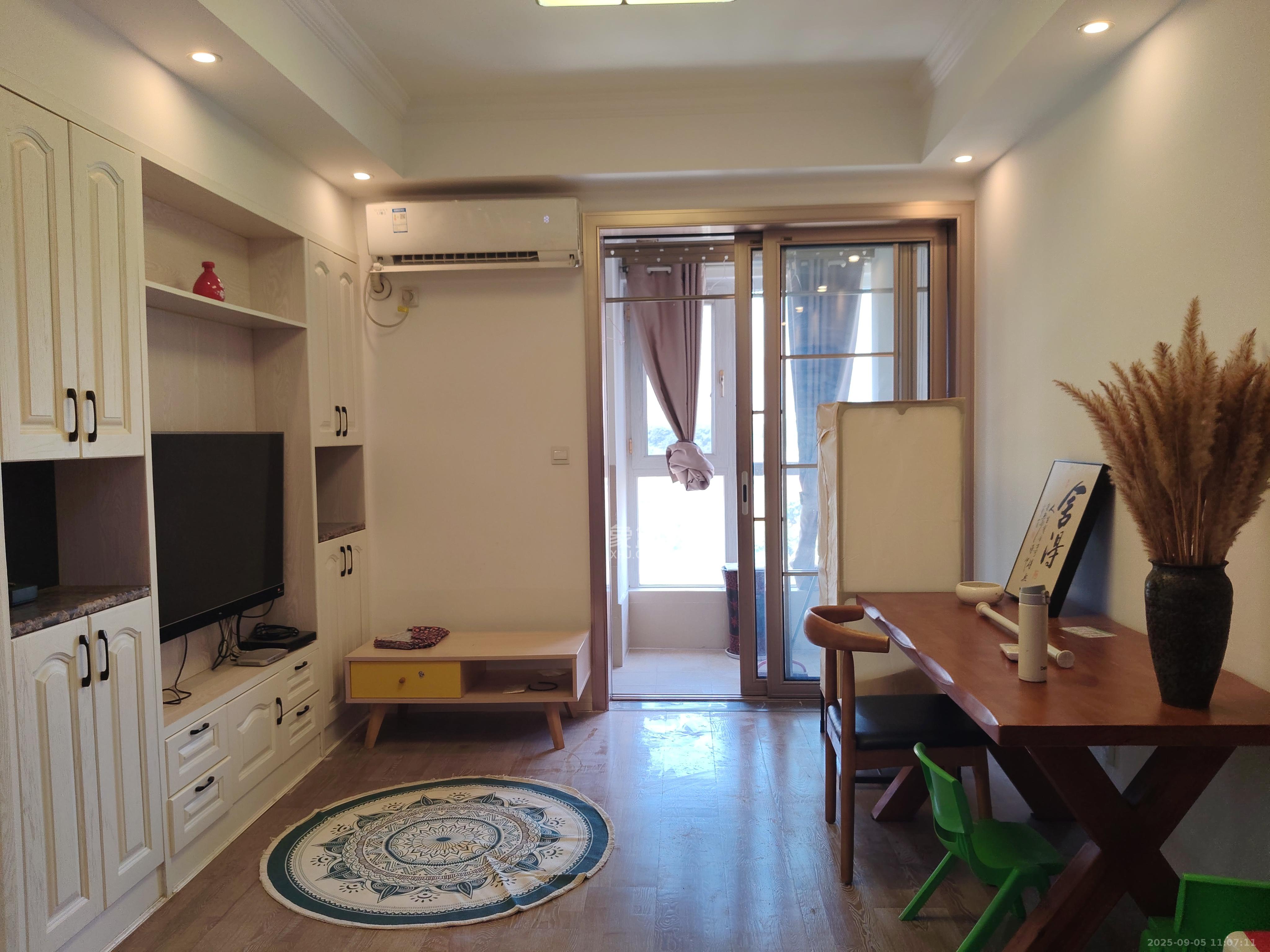 五矿万境水岸二期(五矿万境水岸和苑) 2室2厅1卫 2000.0元/月 五矿万境水岸二期(五矿万境水岸和苑) 2室2厅1卫 2000.0元/月室内图