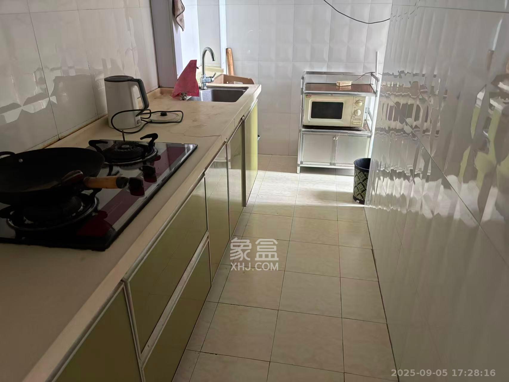 万象新天  2室1厅1卫    2200.0元/月 万象新天  2室1厅1卫    2200.0元/月室内图