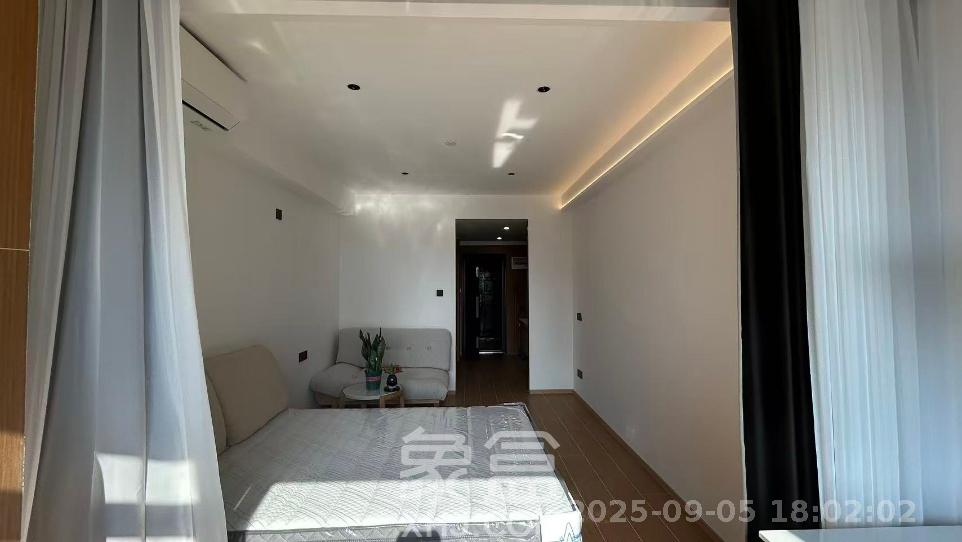 观湖公寓  1室1厅1卫    2200.0元/月 观湖公寓  1室1厅1卫    2200.0元/月室内图