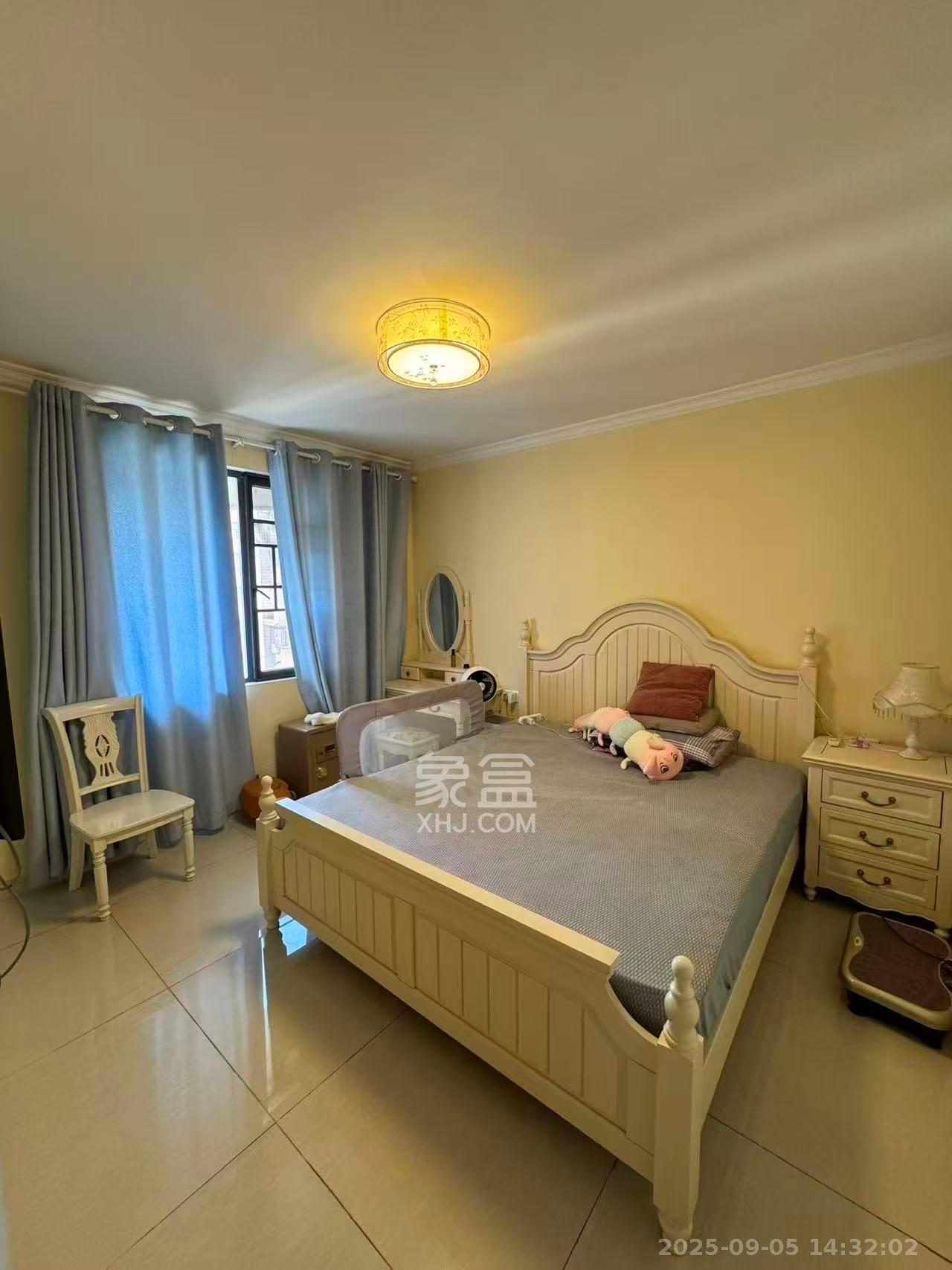 城市花园 3室1厅1卫 3200.0元/月 城市花园 3室1厅1卫 3200.0元/月室内图