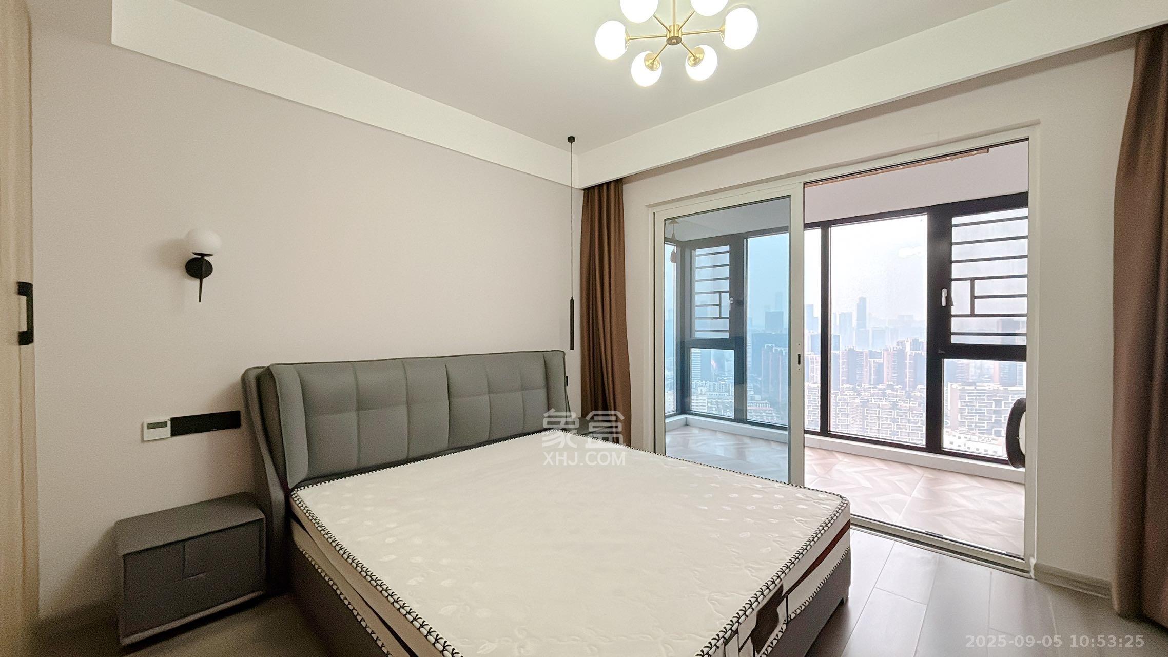 北辰三角洲C3区  3室2厅2卫    5800.0元/月室内图