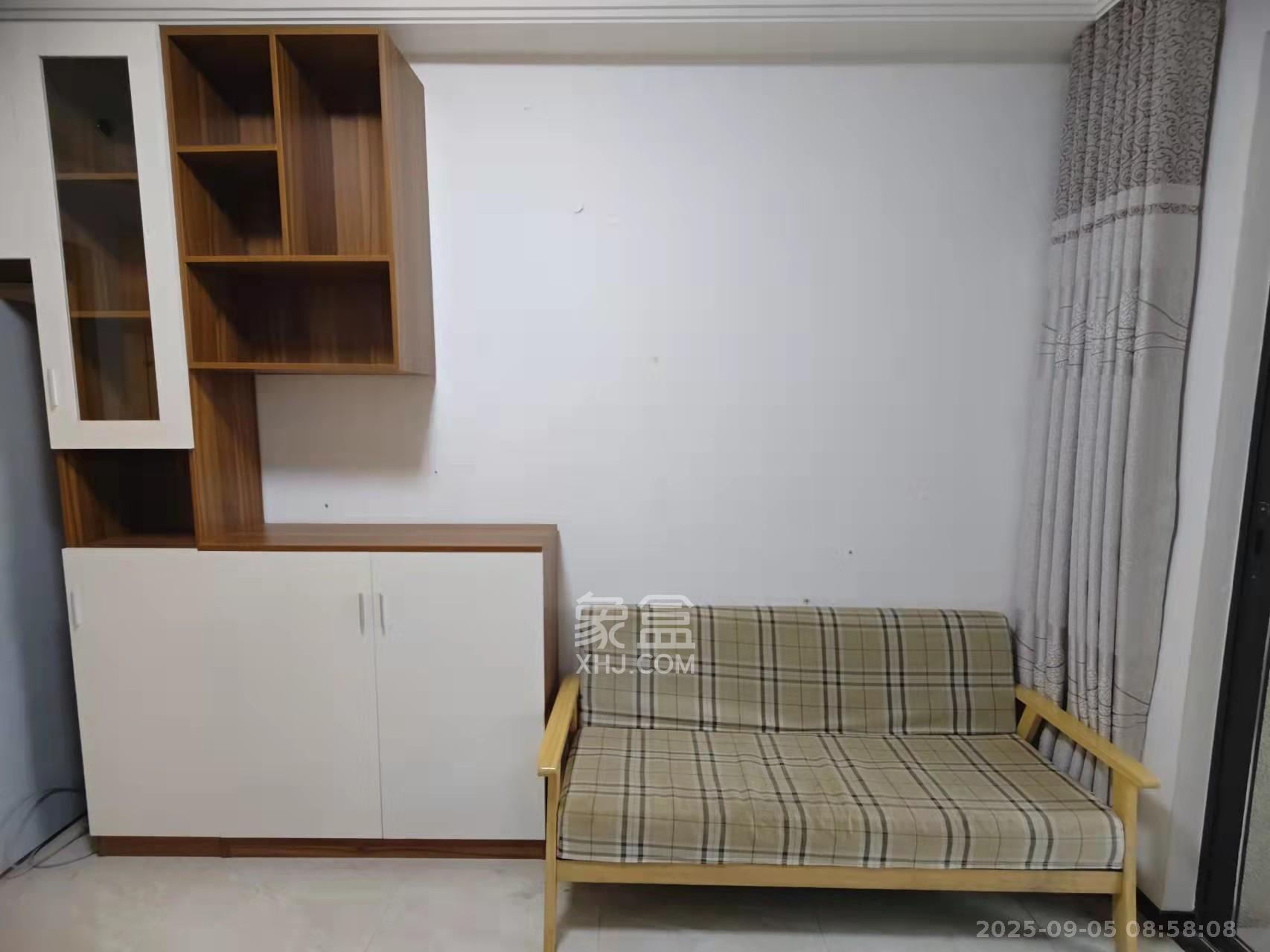 中海新城熙岸（中信新城五期）  1室1厅1卫    1400.0元/月室内图