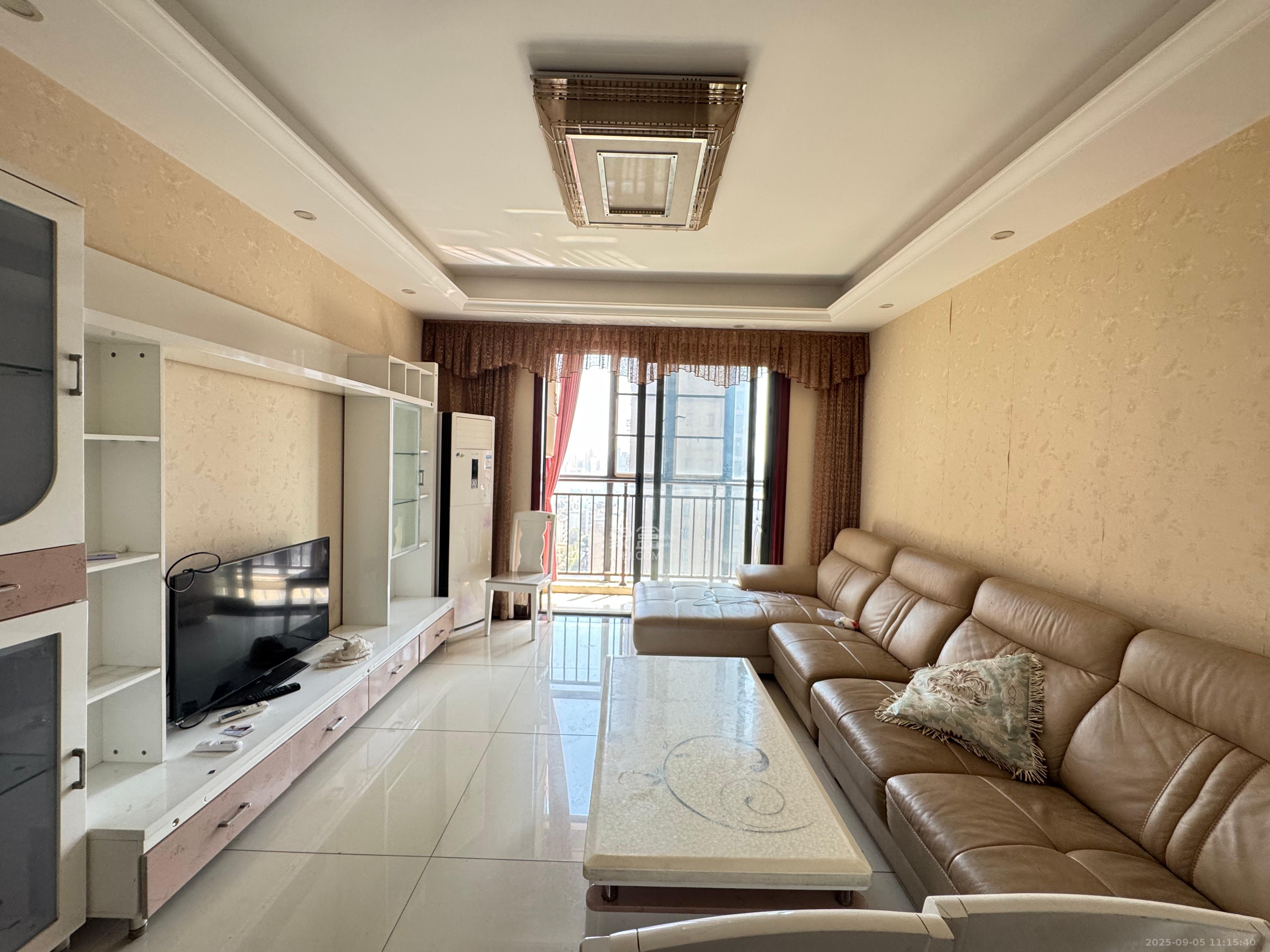 万博汇  3室2厅1卫    3000.0元/月 万博汇  3室2厅1卫    3000.0元/月室内图