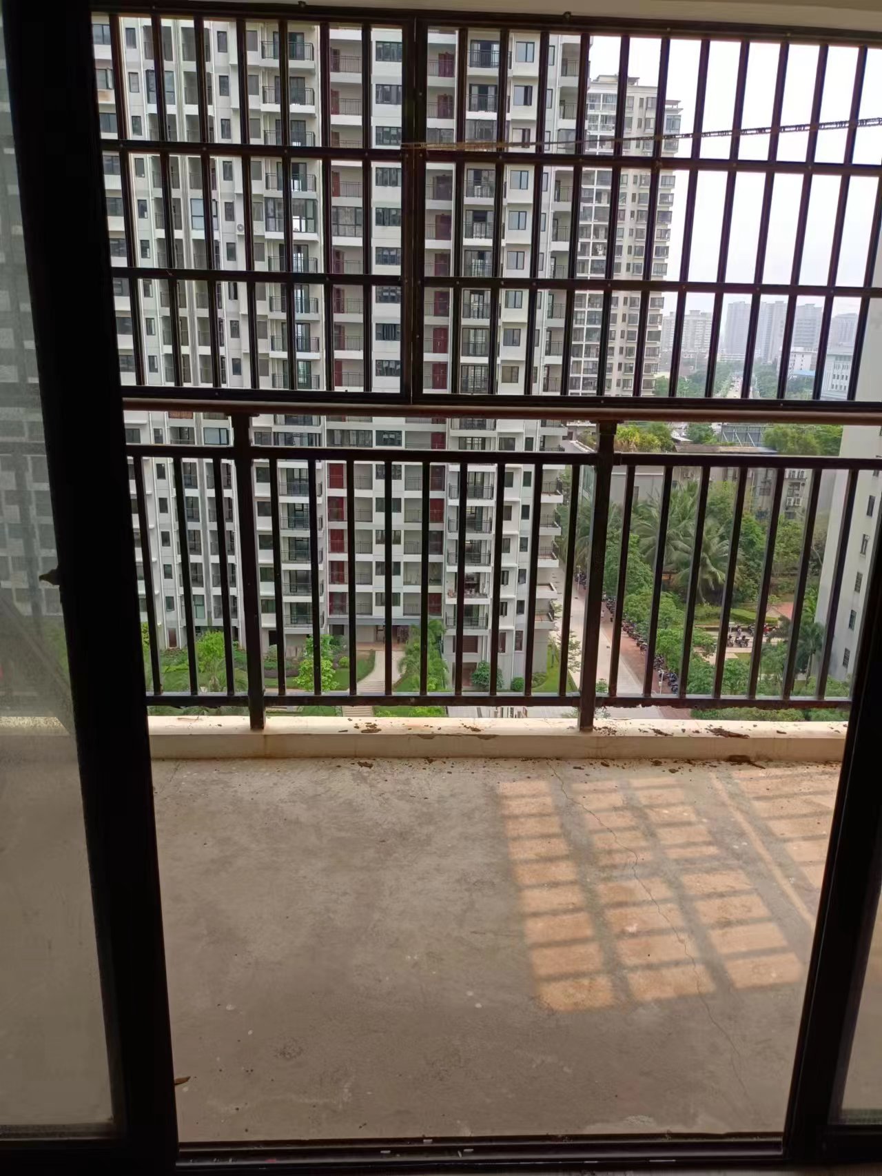 盛达景都三期  3室2厅1卫    2700.0元/月室内图