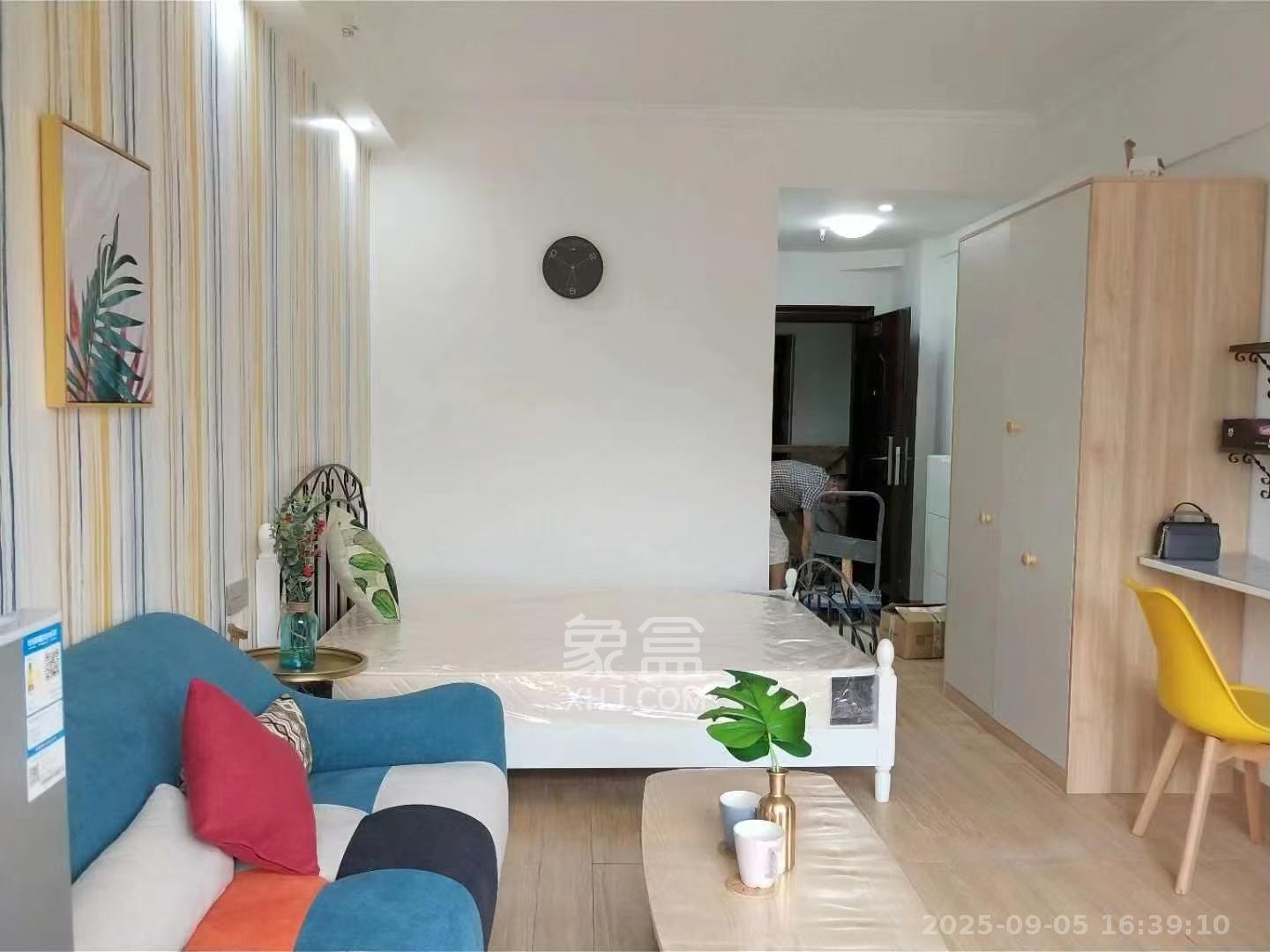 上林紫郡(锦顺和园) 1室0厅1卫 1500.0元/月 上林紫郡(锦顺和园) 1室0厅1卫 1500.0元/月室内图