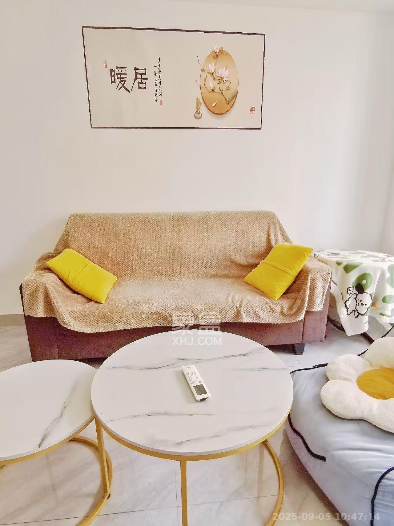 弘阳时光里 2室2厅1卫 2000.0元/月 弘阳时光里 2室2厅1卫 2000.0元/月室内图