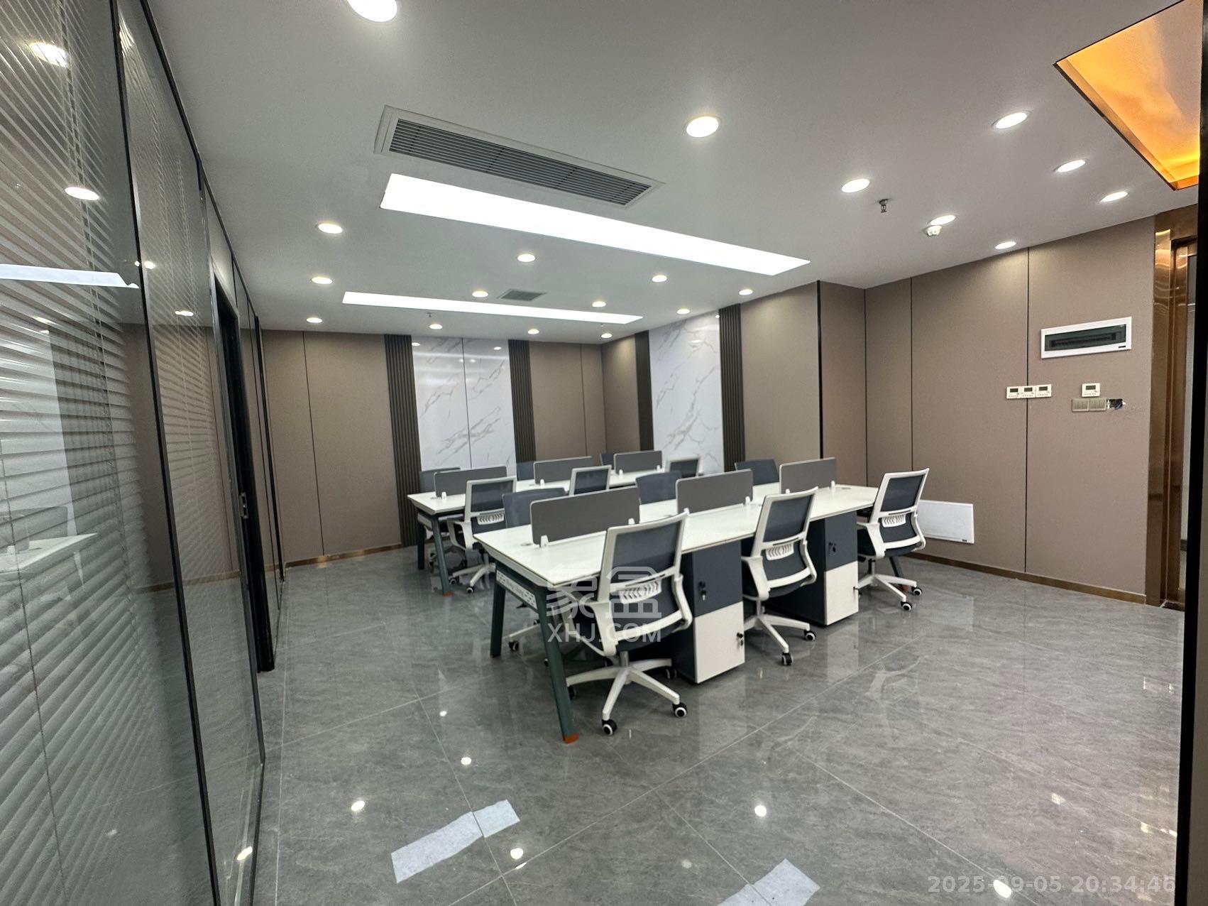 铭诚摩根  4室1厅0卫    8400.0元/月室内图