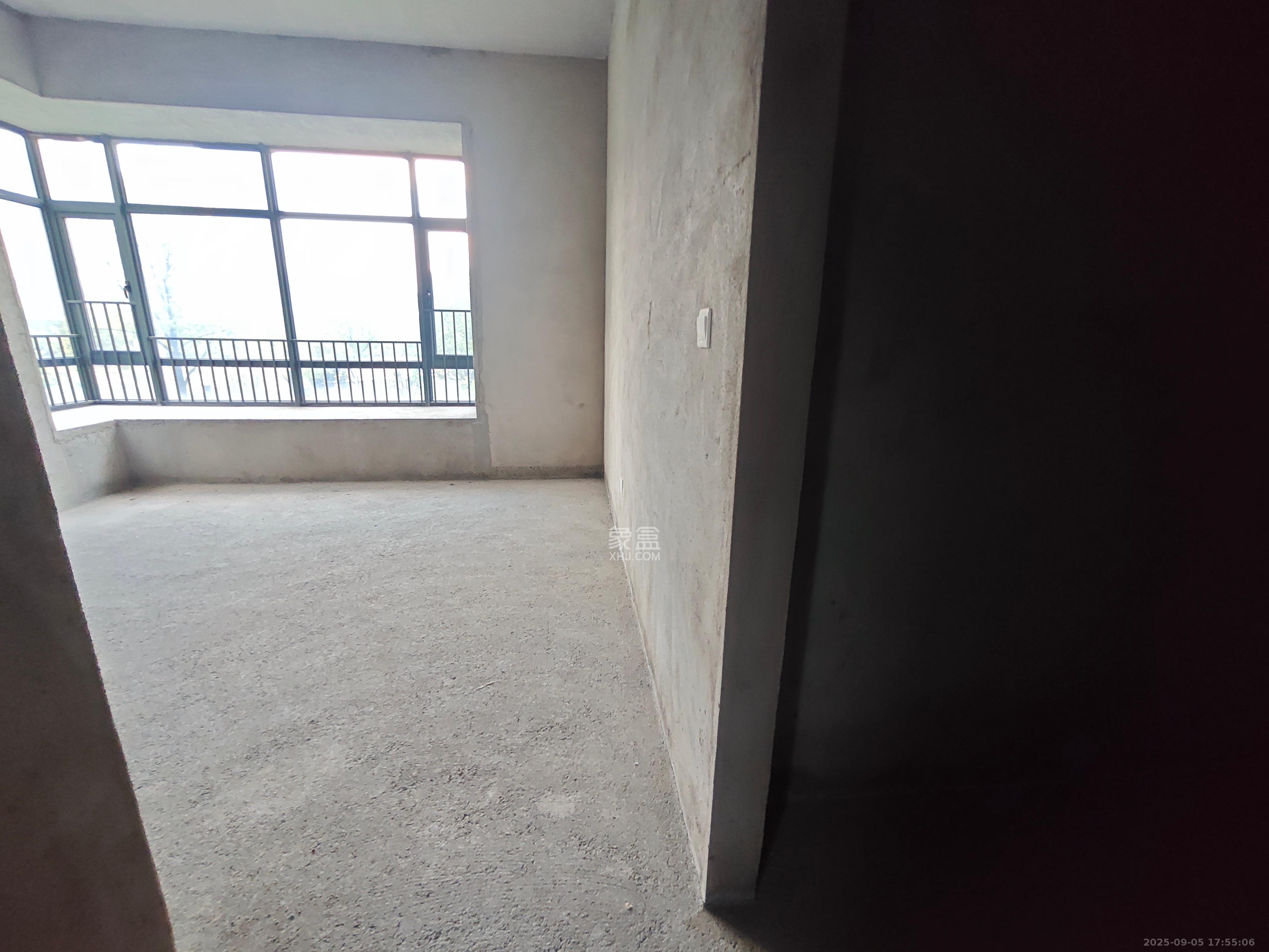 宝能公馆(美联天骄城五期)  4室2厅4卫    2500.0元/月 宝能公馆(美联天骄城五期)  4室2厅4卫    2500.0元/月室内图