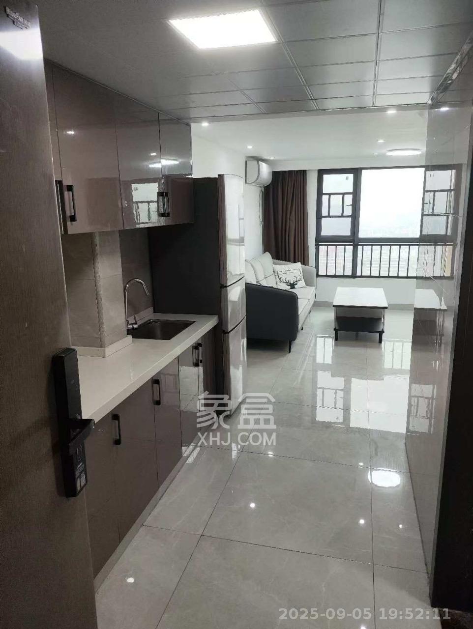 荣盛花语书苑  2室1厅1卫    2100.0元/月室内图