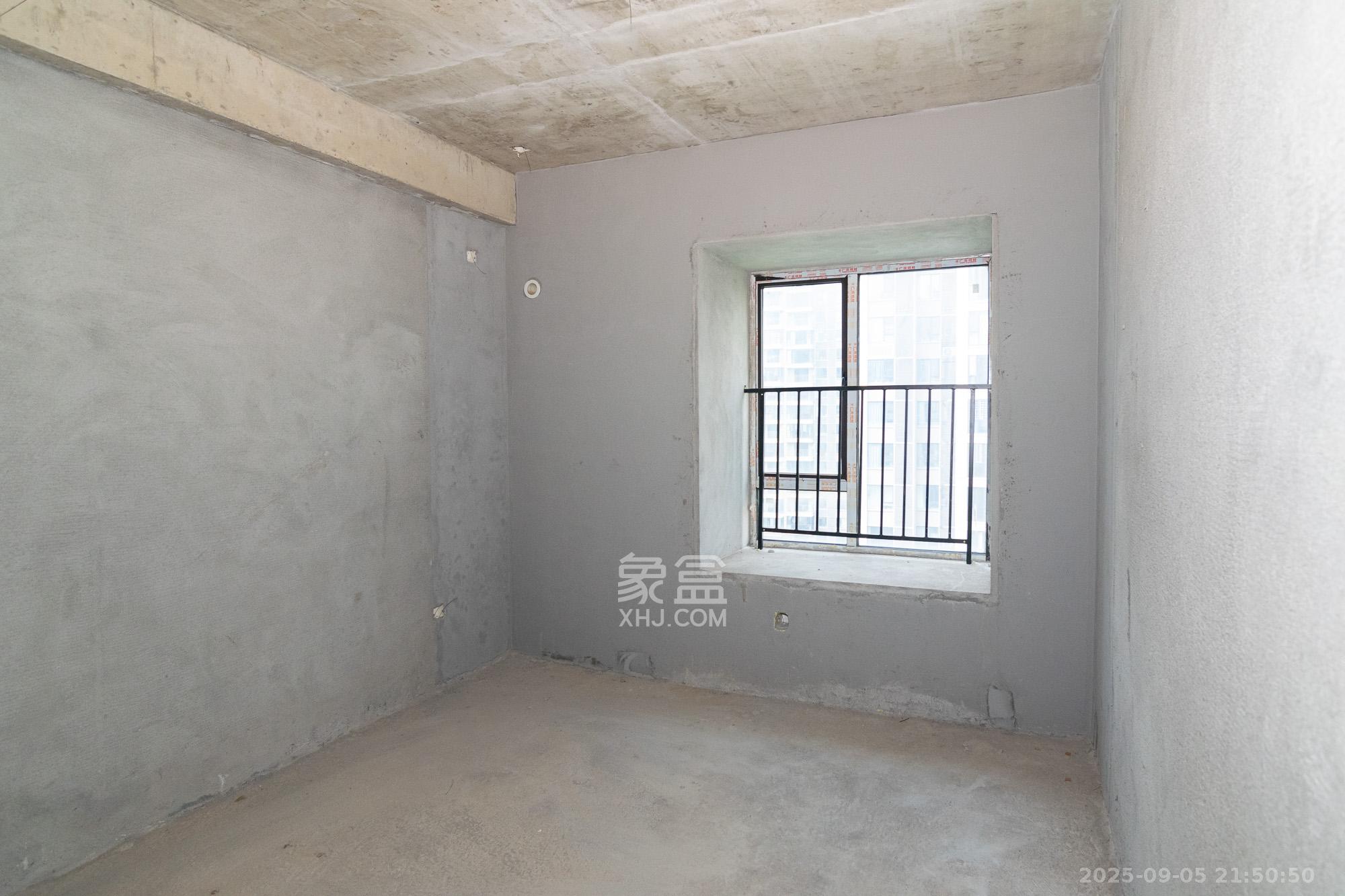 大汉汉府一期  4室2厅2卫    83.0万 大汉汉府一期  4室2厅2卫    83.0万卧室