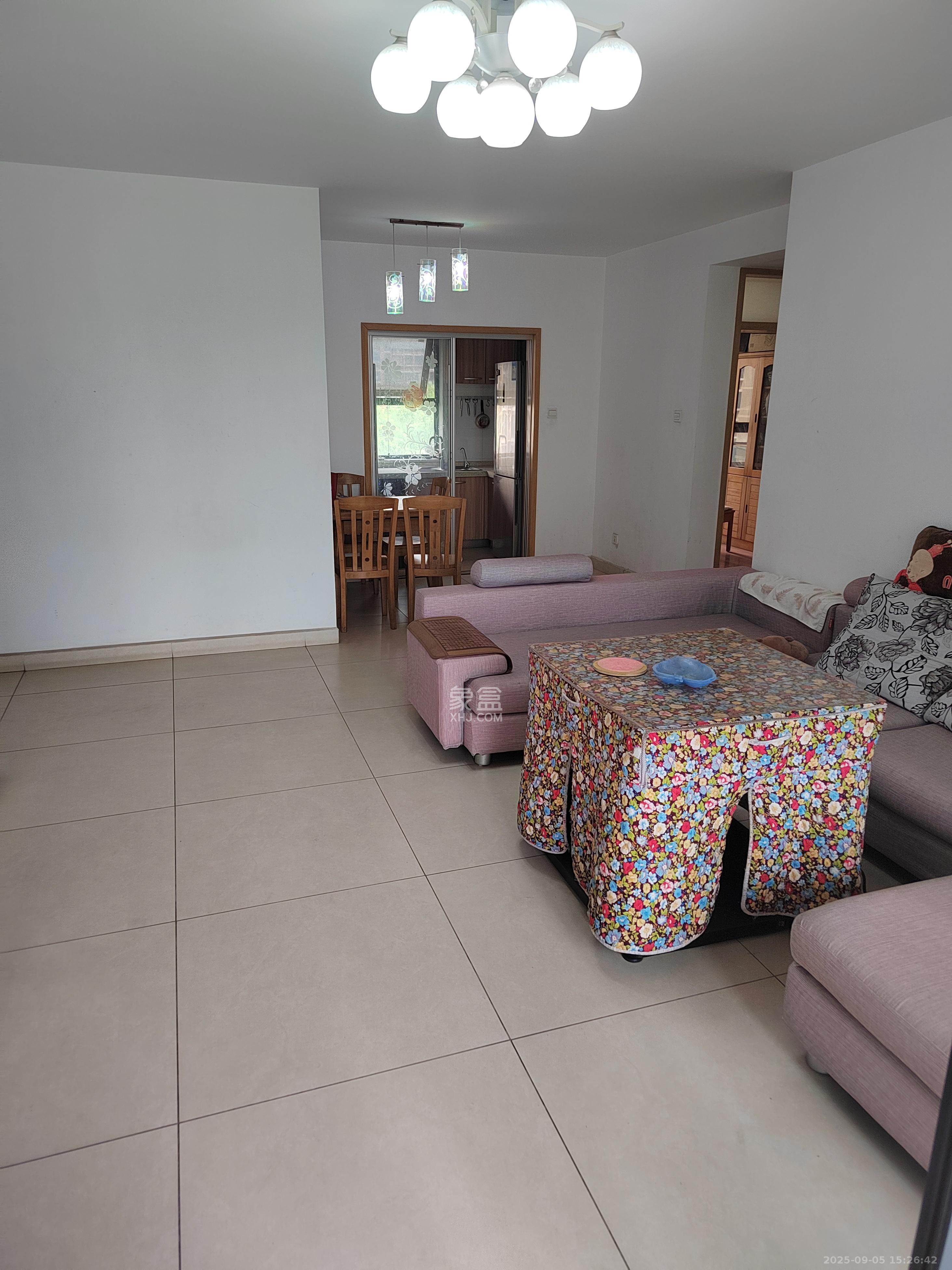 北京御园一二期(国泰嘉园) 3室2厅2卫 2500.0元/月 北京御园一二期(国泰嘉园) 3室2厅2卫 2500.0元/月室内图