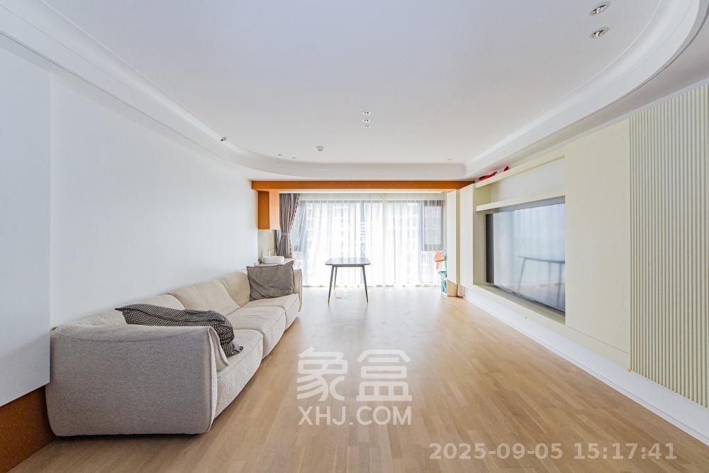 北辰三角洲C3区  4室2厅2卫   11000.00元/月室内图