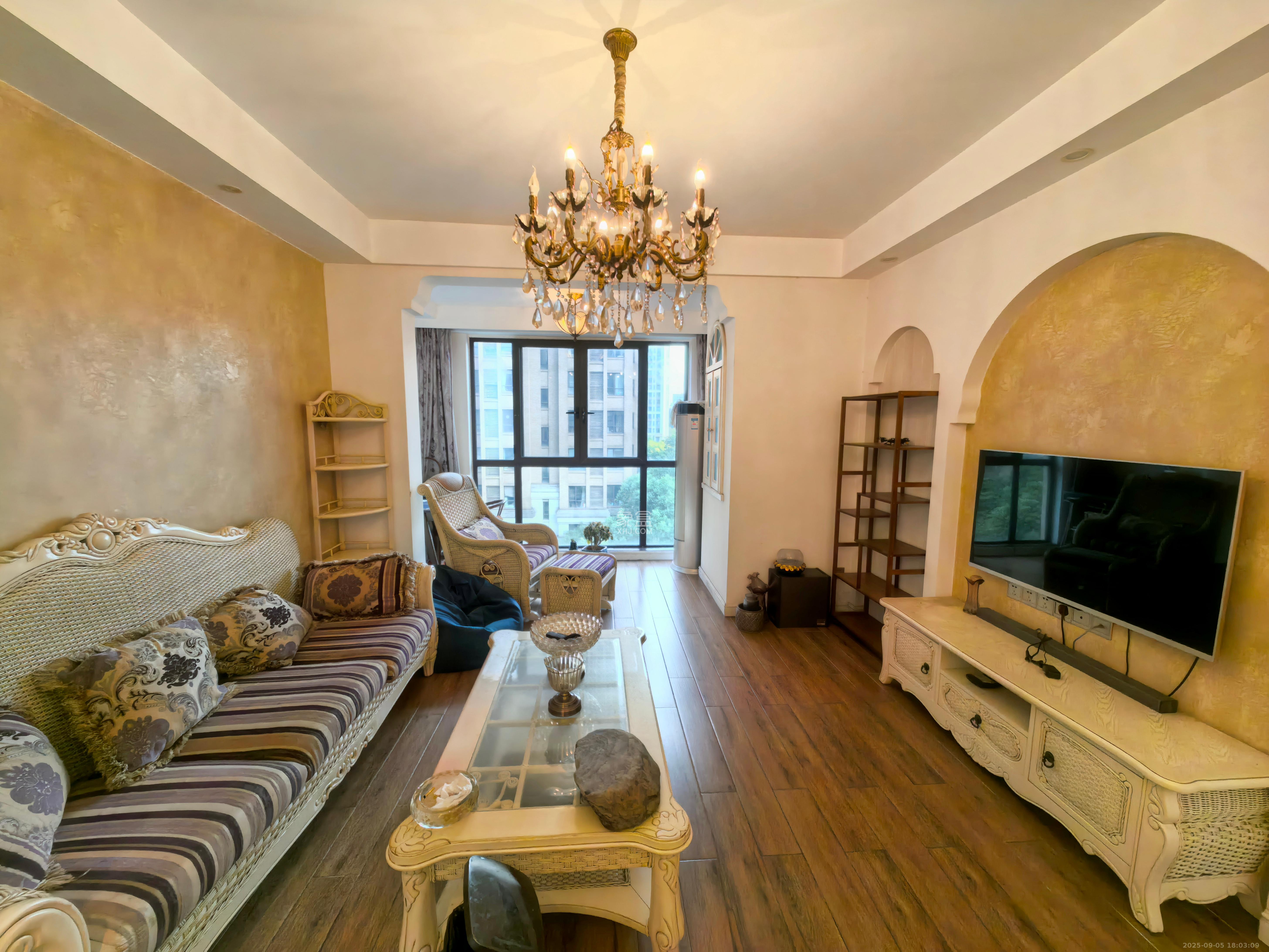 奥林匹克花园贡院一期  3室2厅1卫    2600.0元/月 奥林匹克花园贡院一期  3室2厅1卫    2600.0元/月室内图