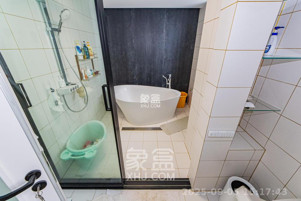北辰三角洲C3区  4室2厅2卫   11000.00元/月室内图