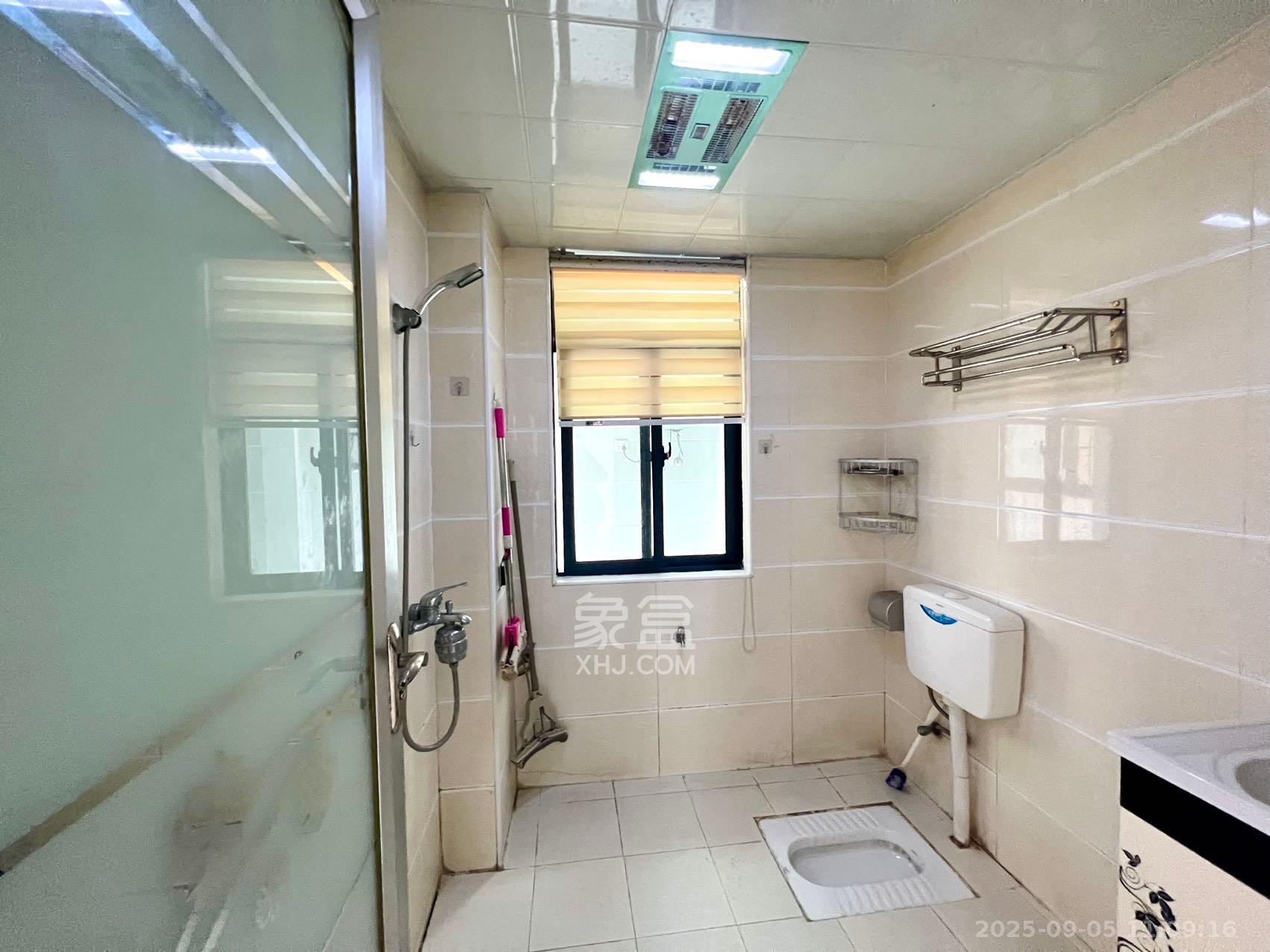 翰林居 2室2厅1卫 1300.0元/月 翰林居 2室2厅1卫 1300.0元/月室内图