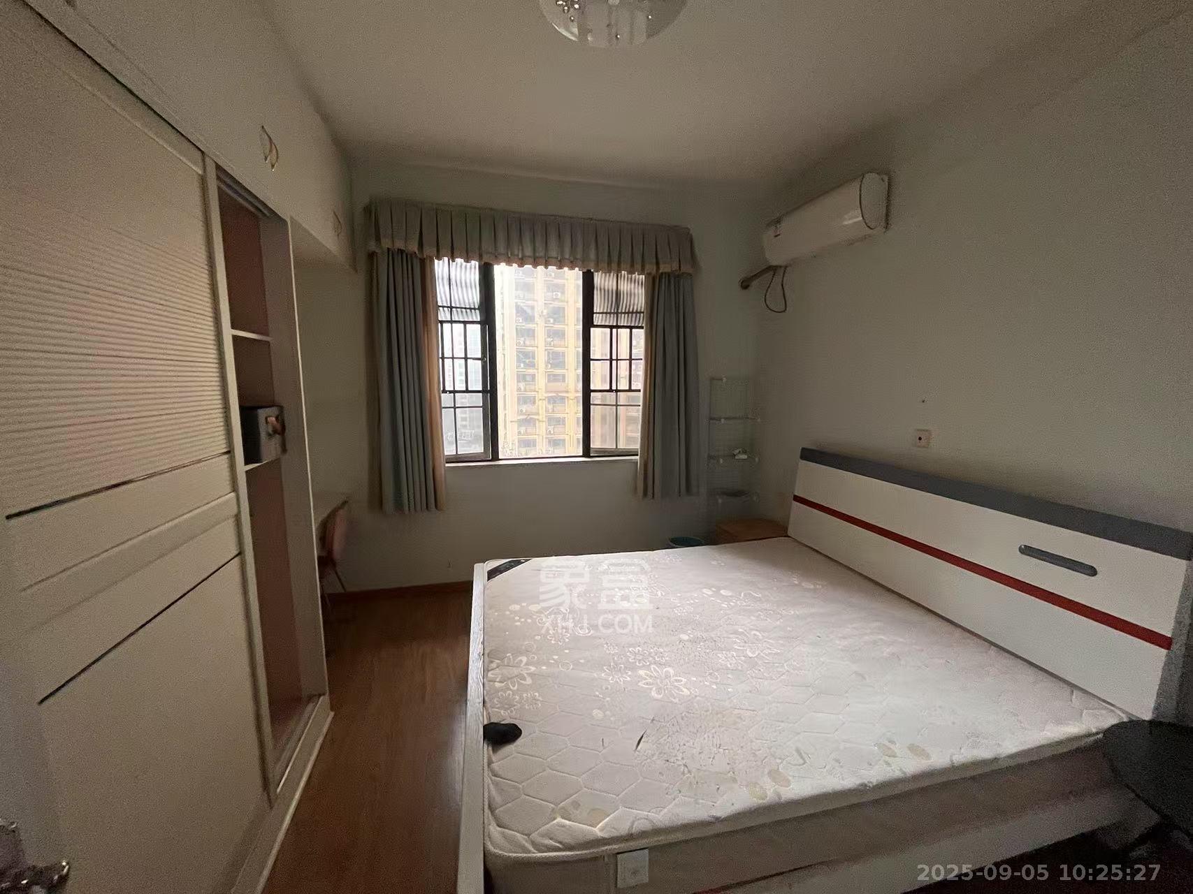 宏聚地中海 3室2厅2卫 2200.0元/月 宏聚地中海 3室2厅2卫 2200.0元/月室内图