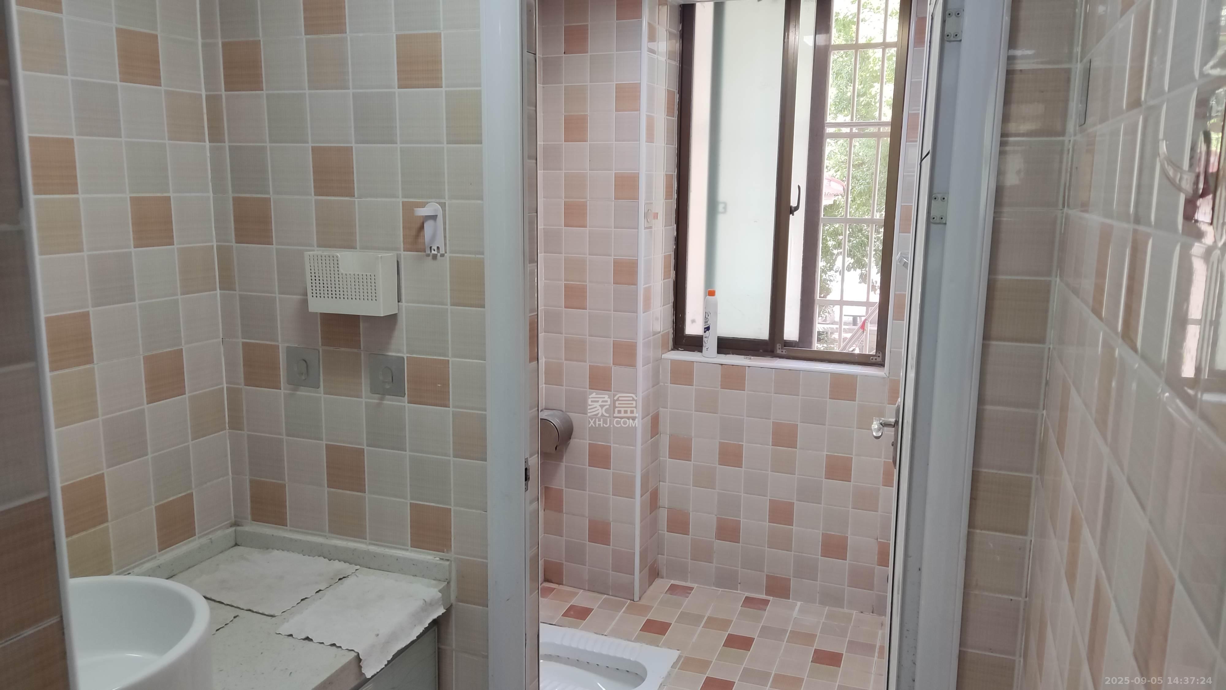 金汇园(鄱馨苑、省国税局单位房) 2室2厅1卫 2000.0元/月 金汇园(鄱馨苑、省国税局单位房) 2室2厅1卫 2000.0元/月室内图